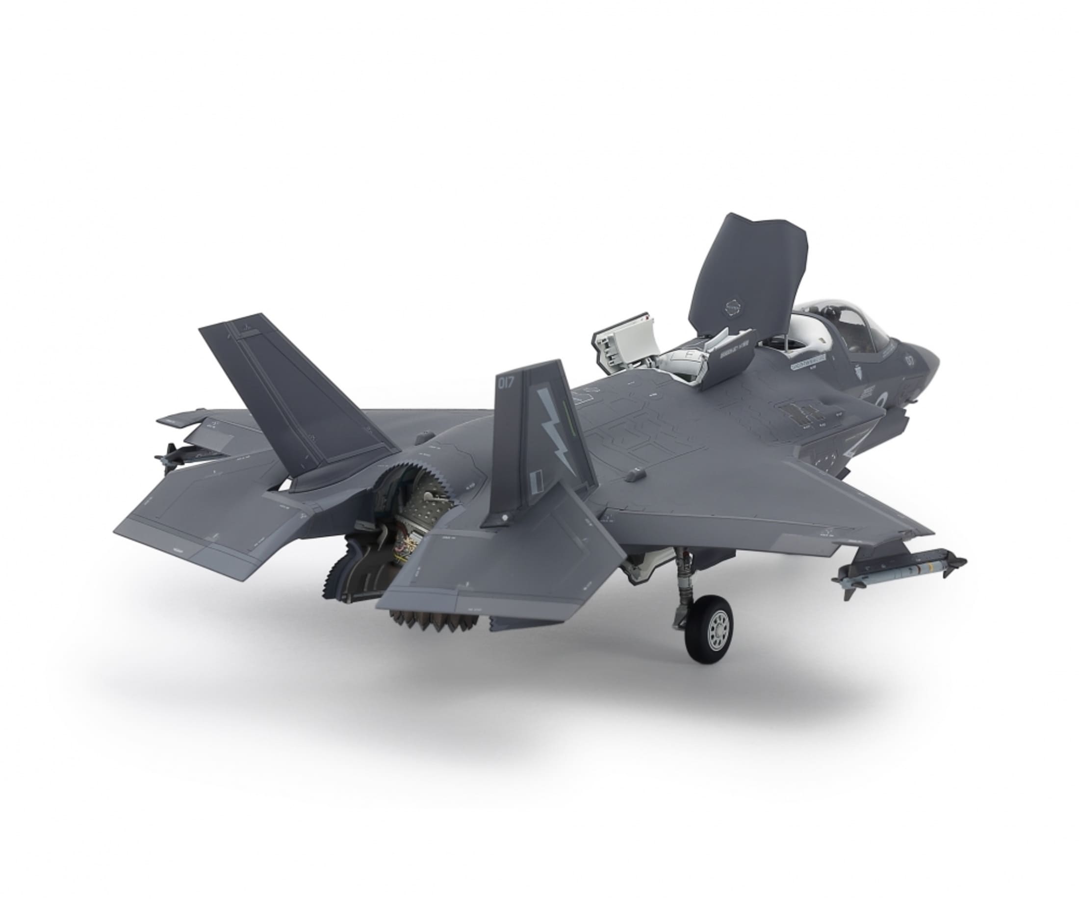 tamiya-1-72-f-35b-lightning-ii-plastik-modellbausatz