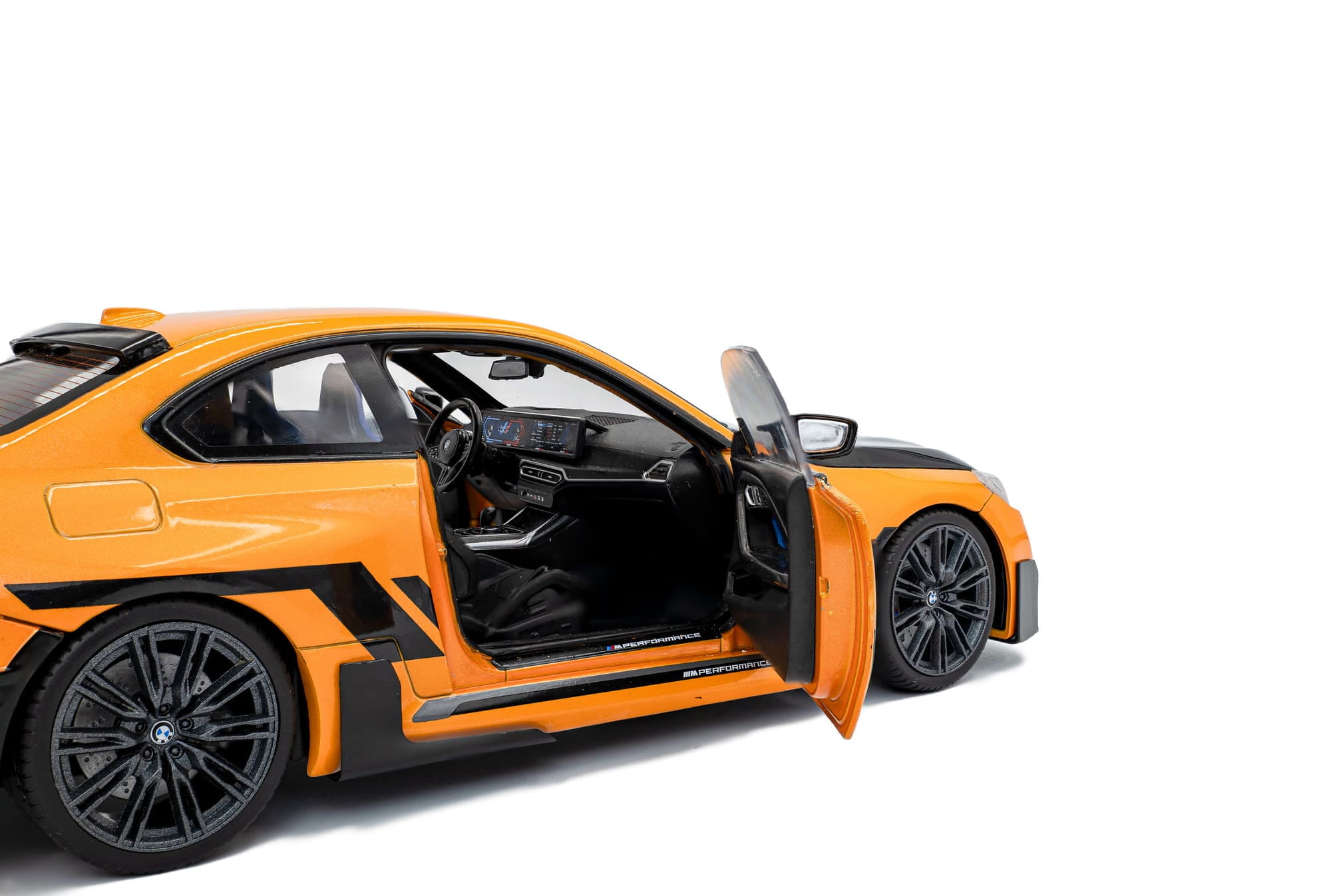 Solido BMW M2 Performance Parts orange Modellauto 1_18