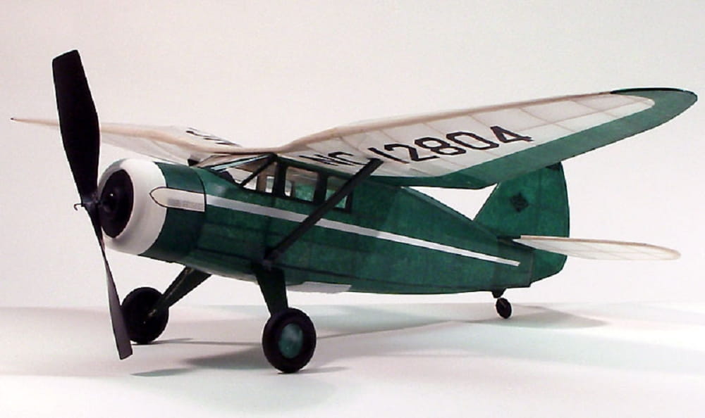 Dumas Aircraft Stinson Reliant SR-10 Balsabausatz - RC-Zubehoer