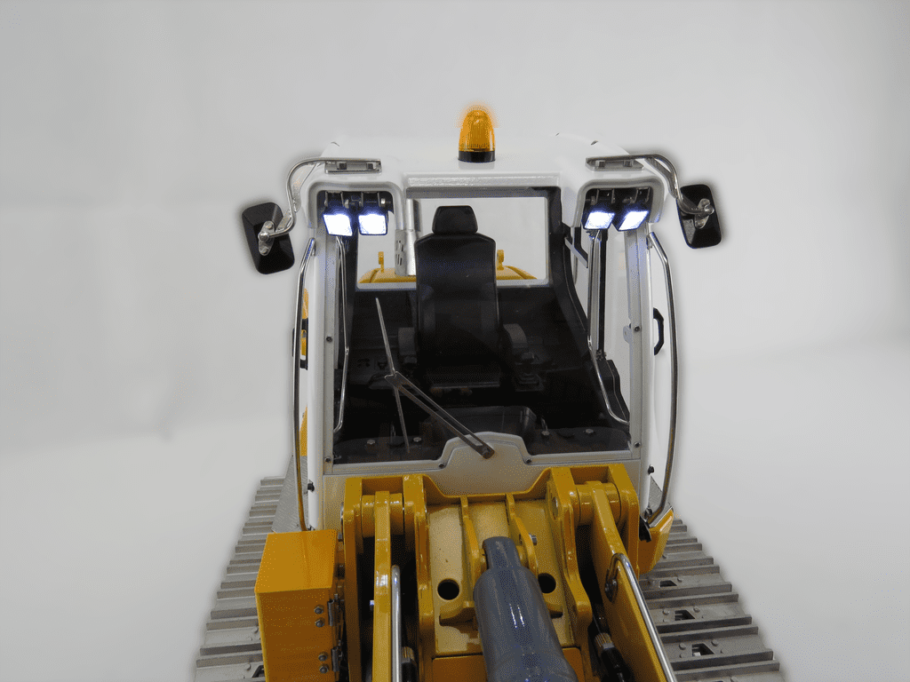 Lesu 1:14 Laderaupe L636R ARTR gebaut, lackiert mit Aufreißer Lesu 1_14 Laderaupe L636R ARTR gebaut_ lackiert mit Aufreisser - RC-Zubehoer