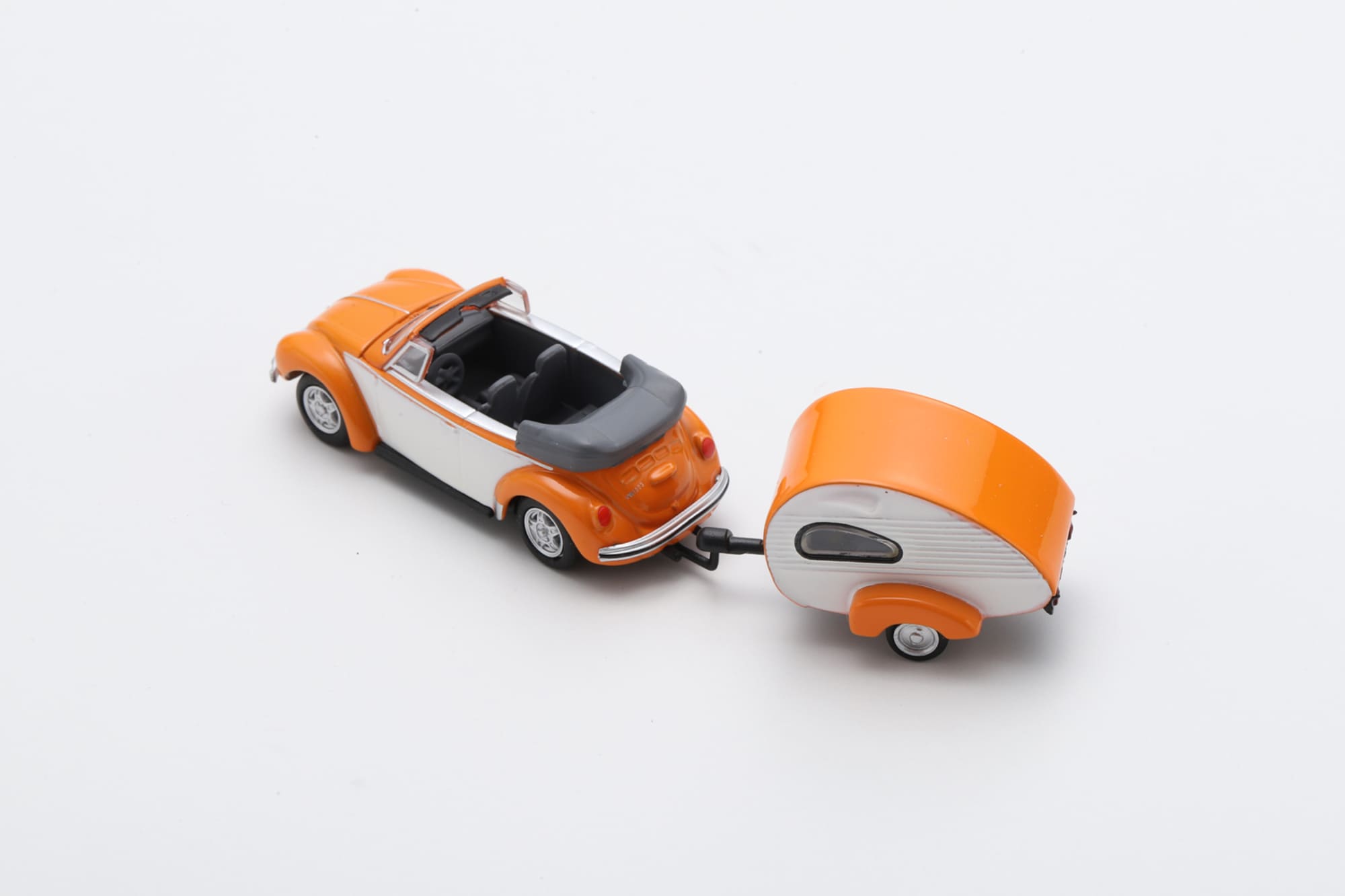 Schuco Volkswagen VW Beetle Cabriolet mit ES Piccolo Anhaenger 1_87 Sammlermodell