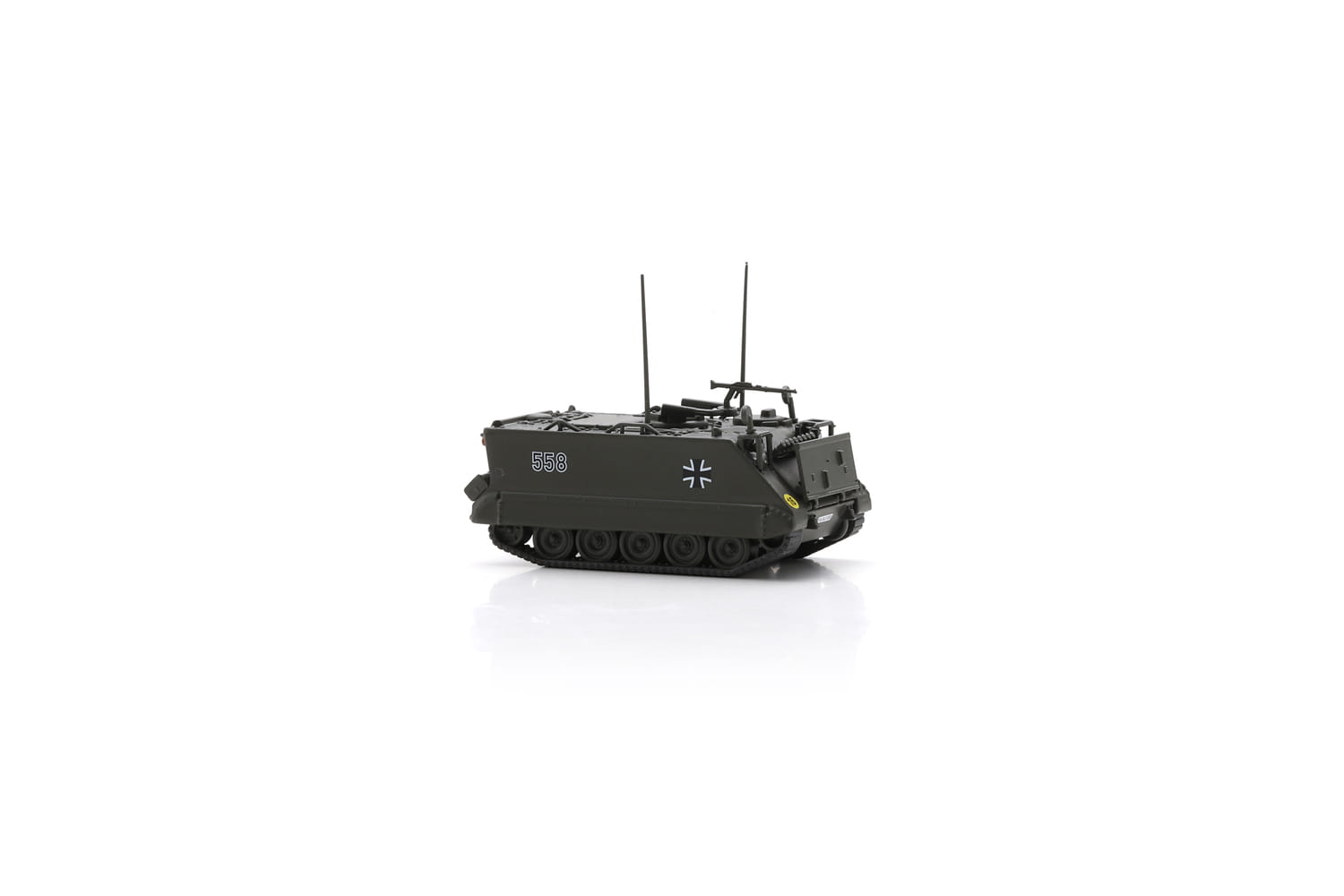 Schuco Bundeswehr Mannschaftstransportwagen M113 Olivgruen 1_87 Sammlermodell