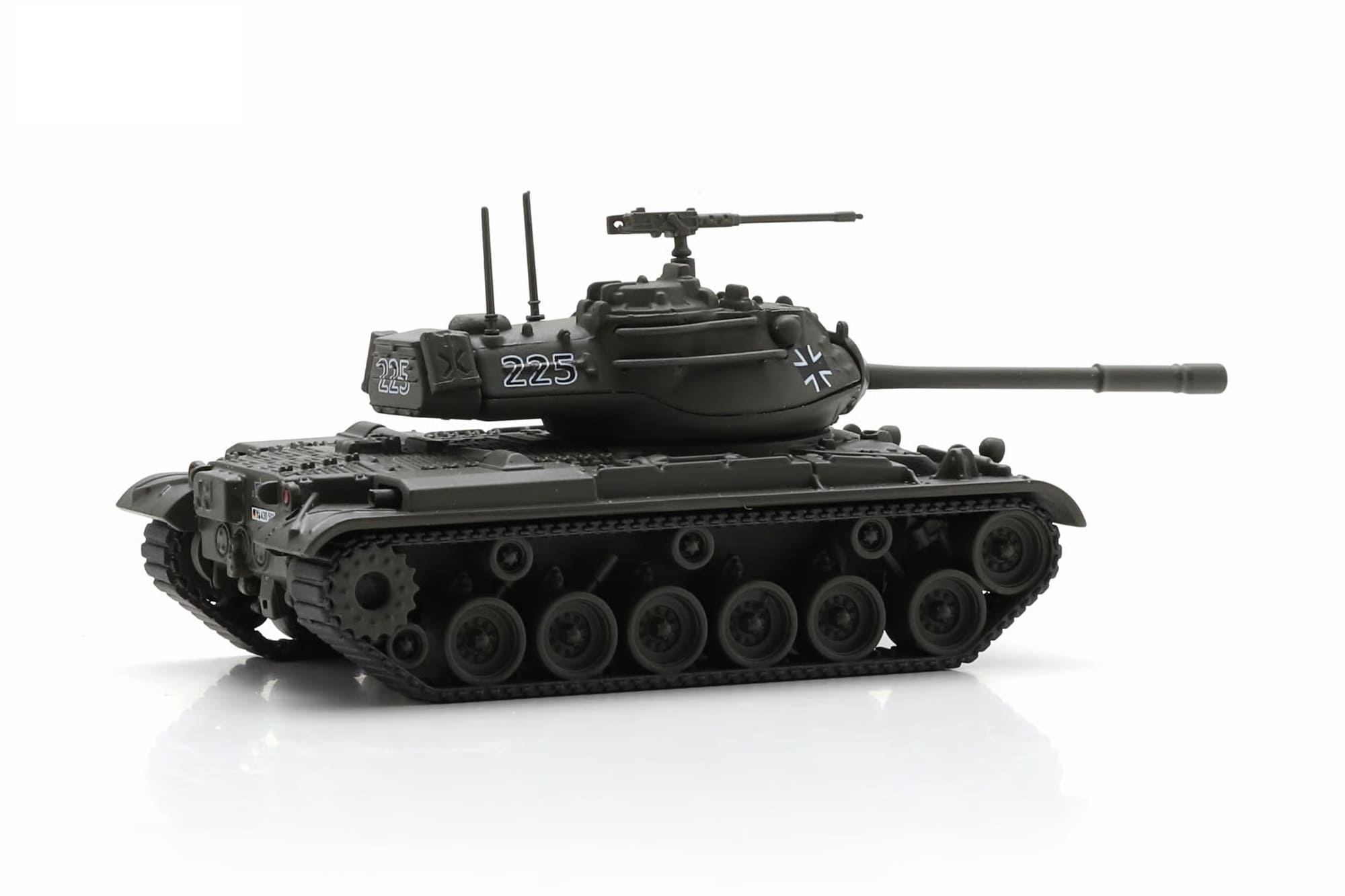Schuco Bundeswehr Kampfpanzer M47 Olivgruen 1_87 Sammlermodell
