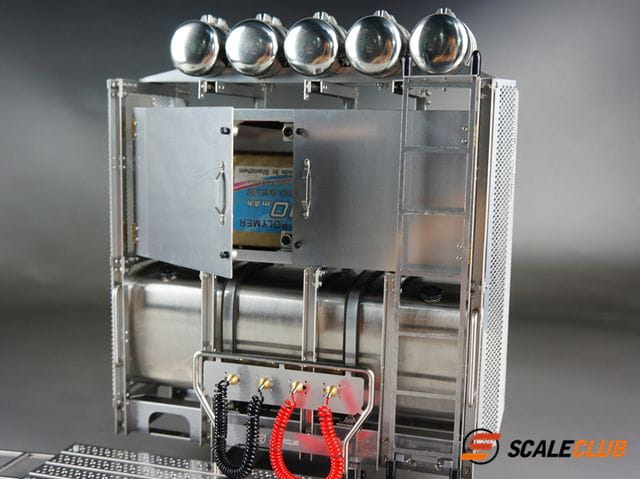 ScaleClub 1:14 Schwerlastturm V8 Scania Edelstahl mit Türen unlackiert