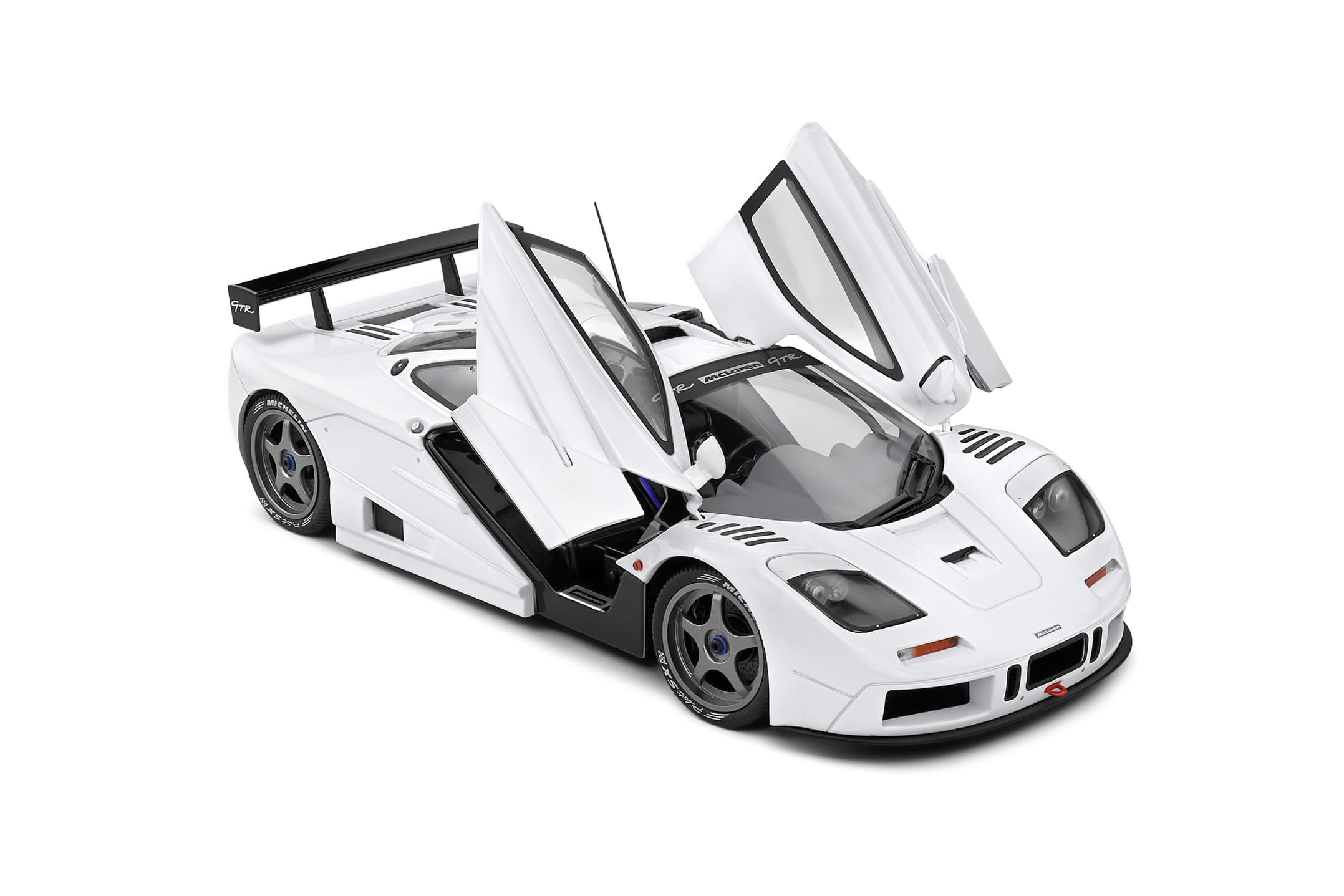 Solido 1_18 McLaren F1 GTR 1996 Modellauto - Detailgetreu_ weisse Nachbildung