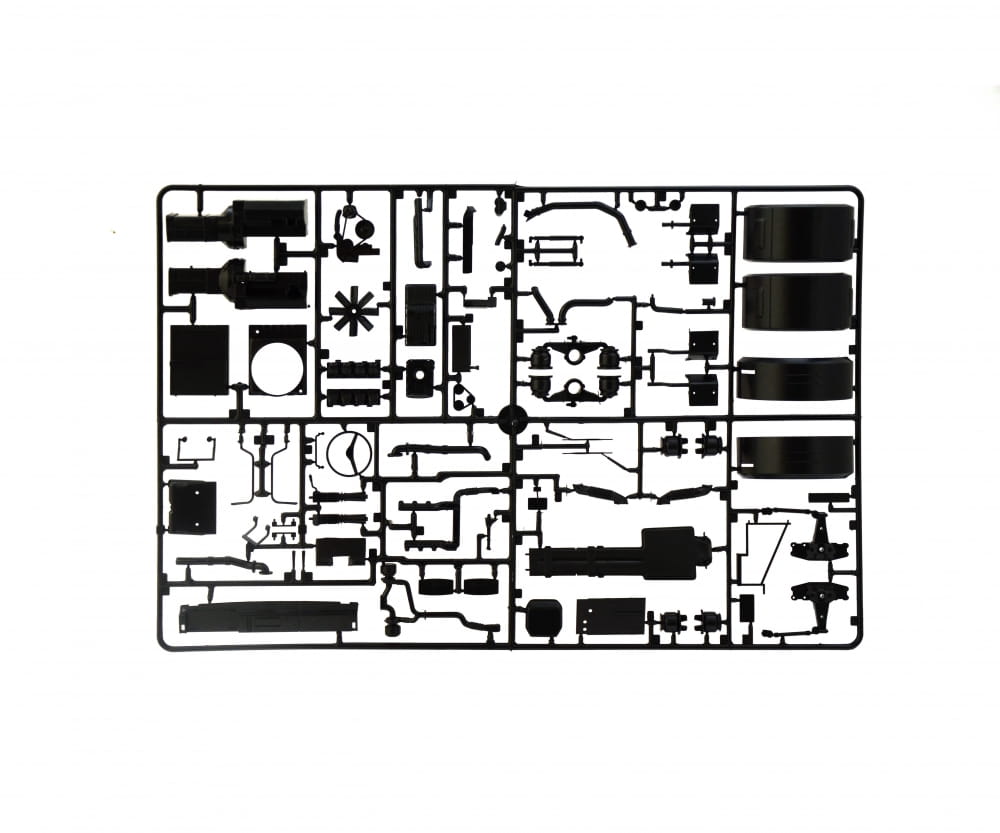 Italeri 1:24 Mercedes-Benz SK1844 LS V8
