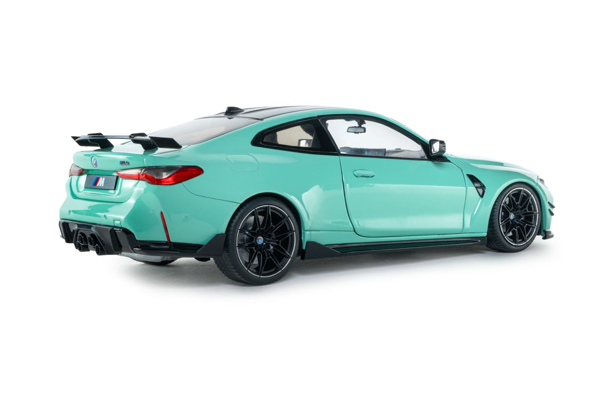 Solido 1_18 BMW M4 STREETFIGHTERS tuerkis