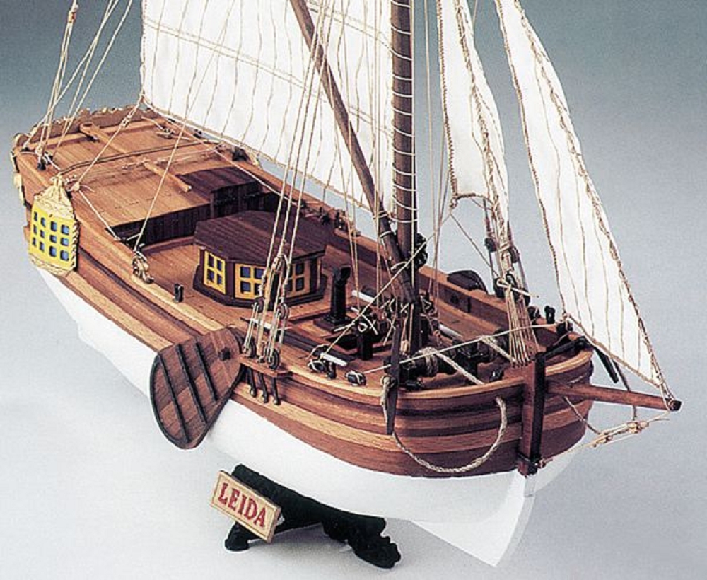 Leida hollaendisches Fischereiboot 1_64 Baukasten – Historisches Modell