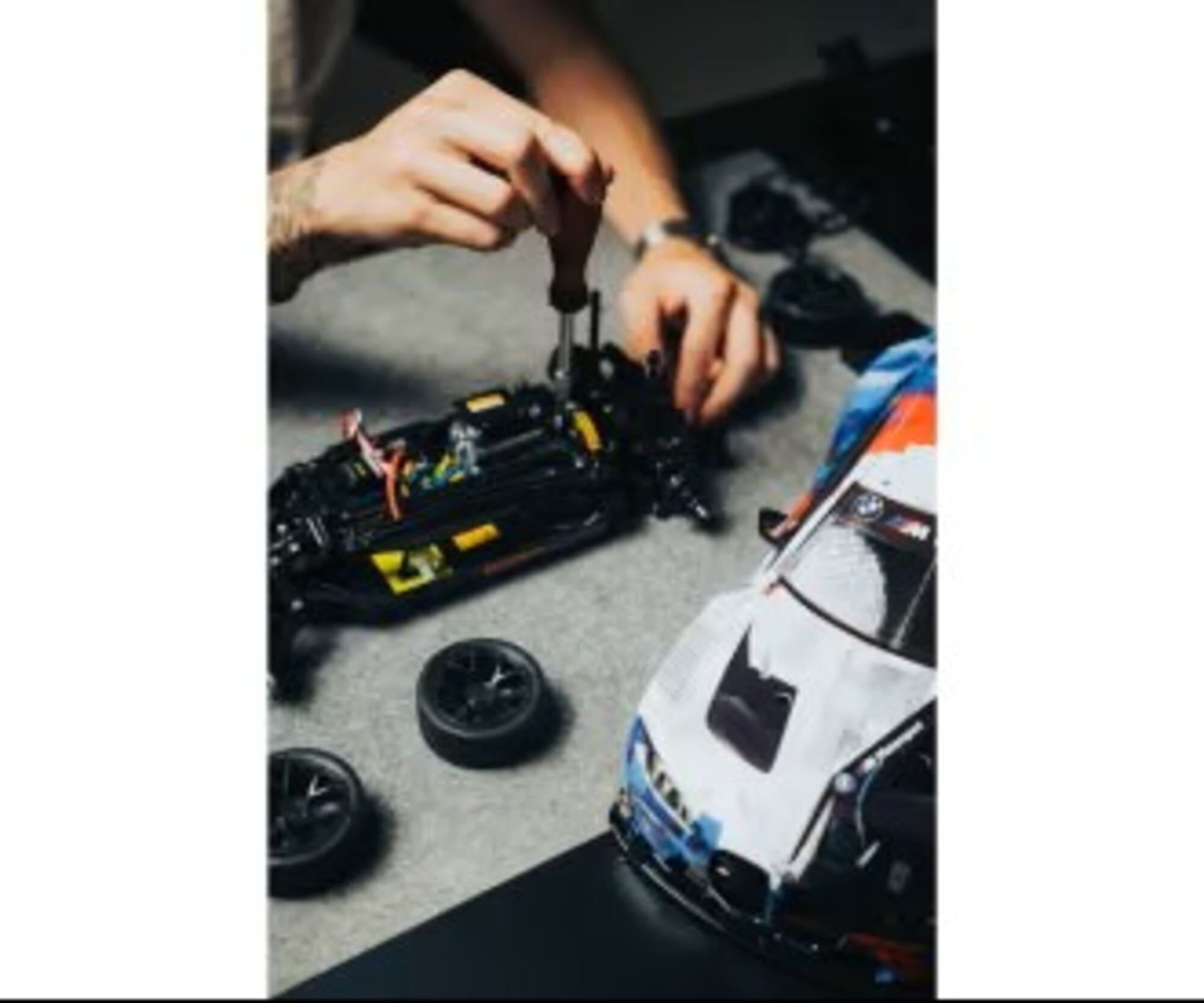 Tamiya BMW M4 GT3 EVO TT-02 RC 1_10 Bausatz