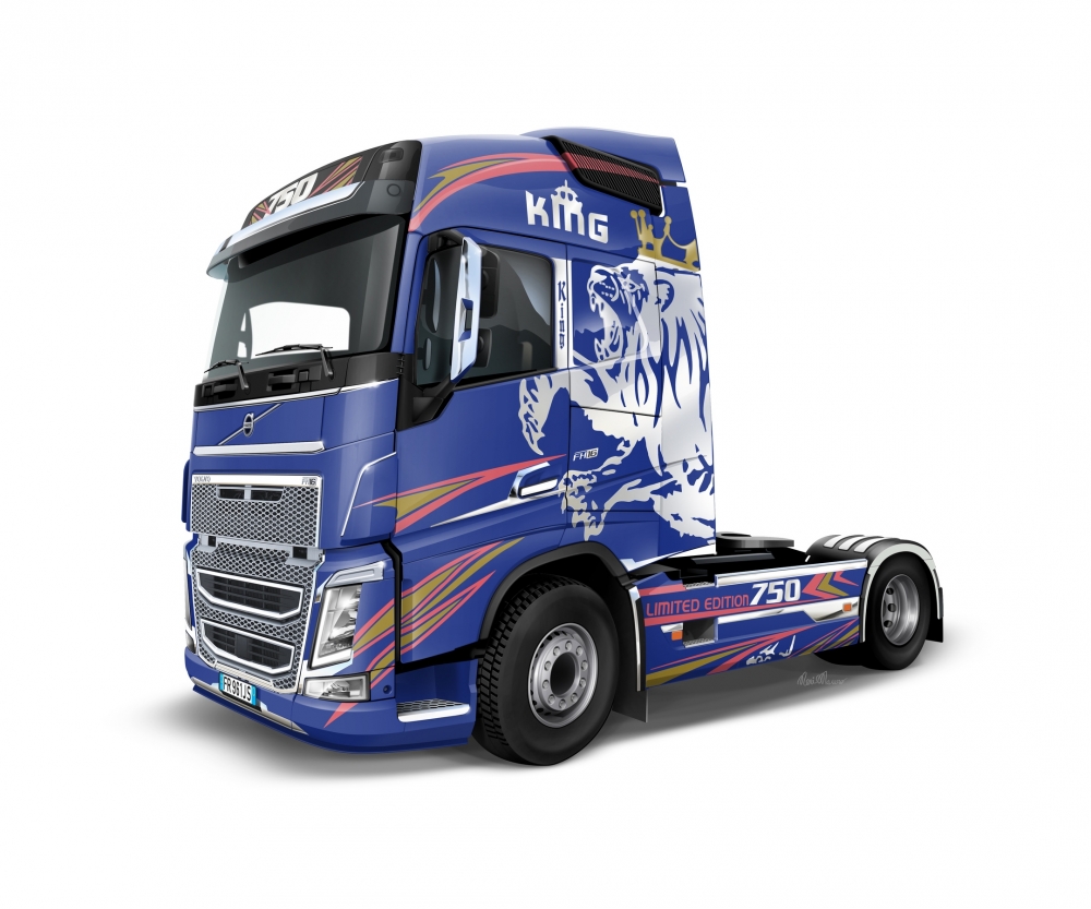 Italeri 1_24 Volvo FH4 Globetrotter _Medium Roof - RC-Zubehoer