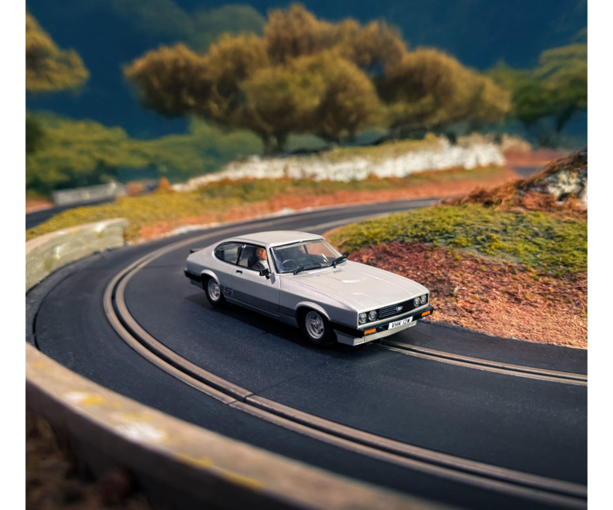 Scalextric 1_32 The Professionals Capri Twin Pack Slotcar