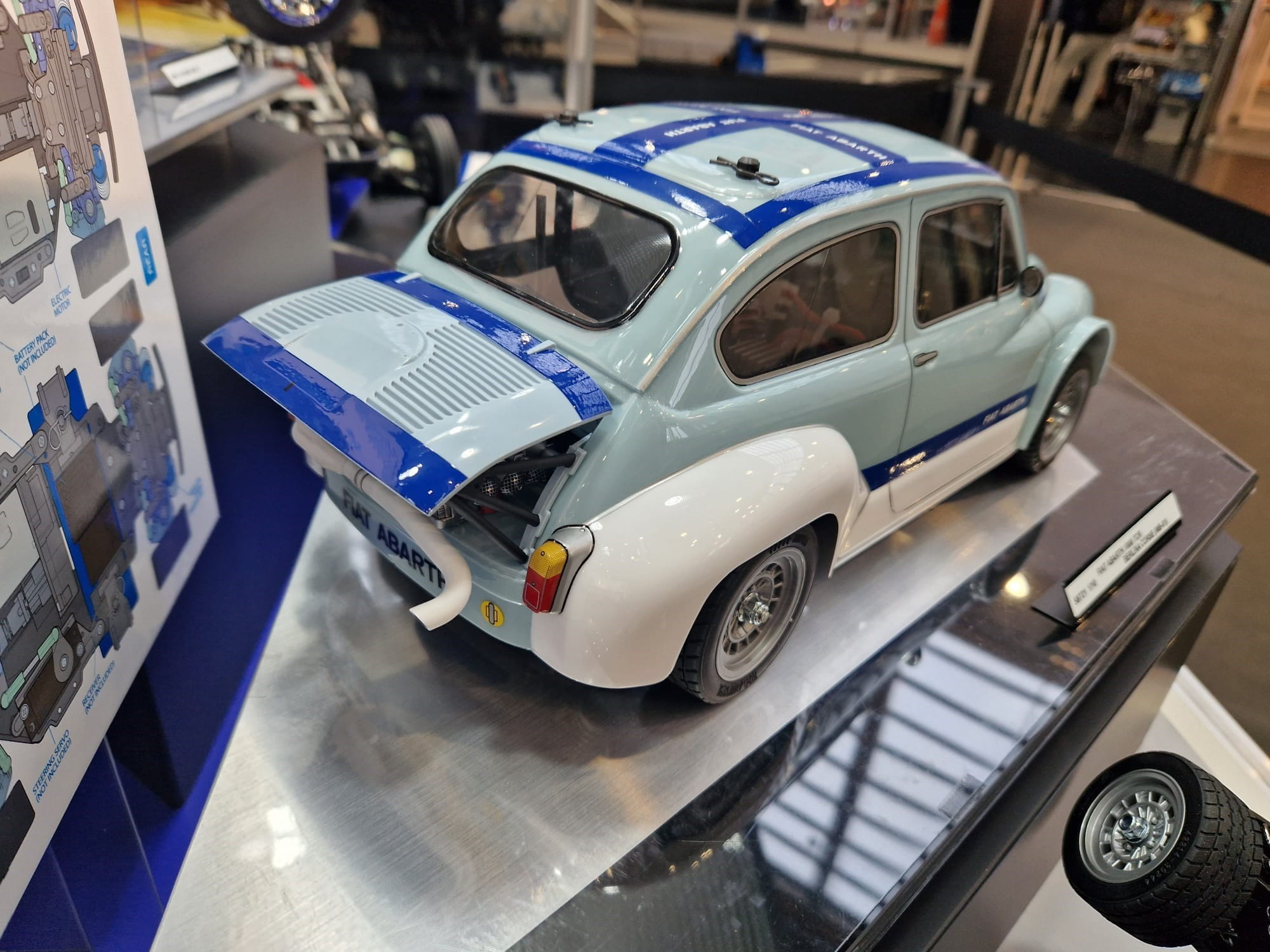 Tamiya RC Fiat Abarth 1000TCR Berlina Corse MB-01 Chassis Bausatz 1:10 ohne Regler