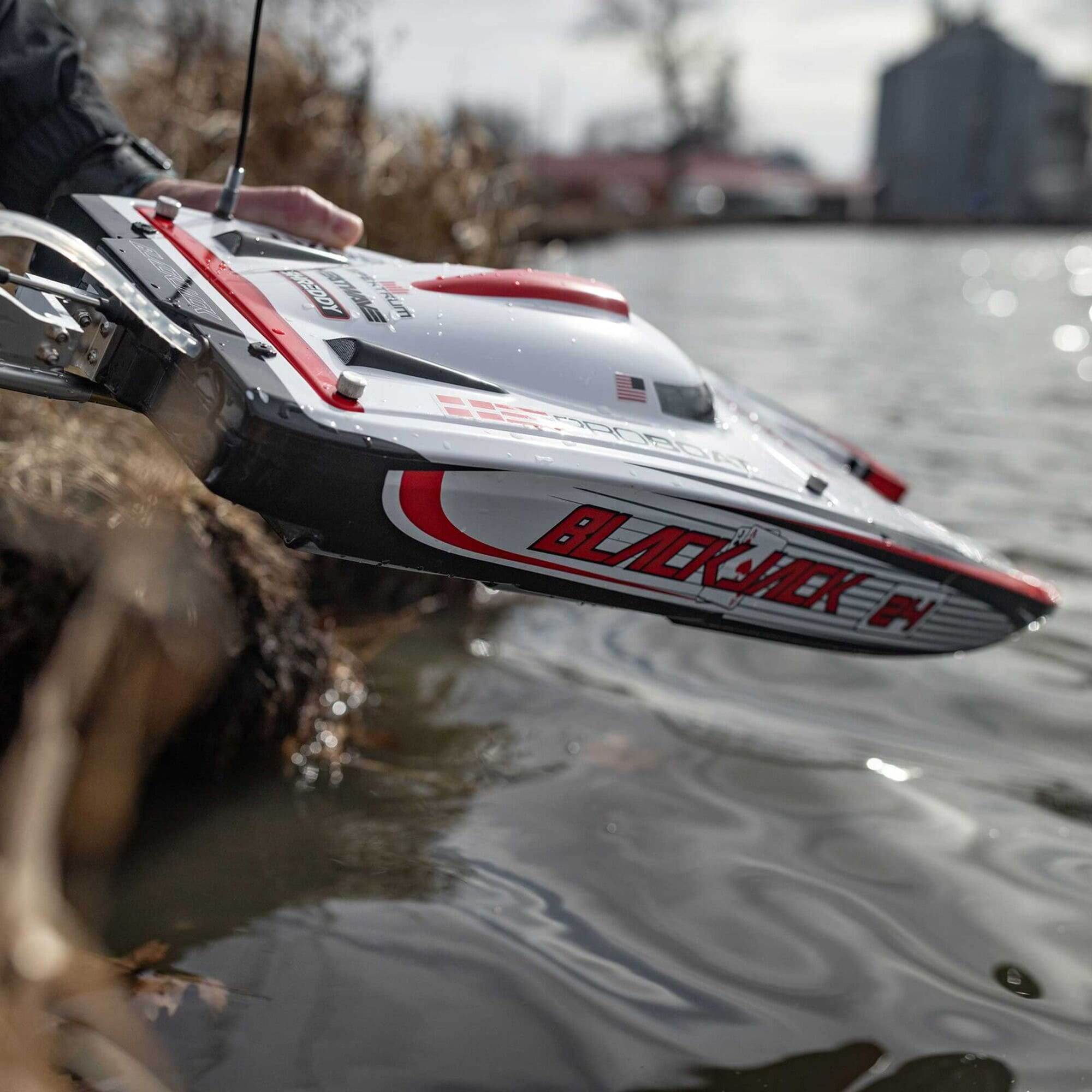 Pro Boat Blackjack 24 V2 RTR Katamaran RC Boot Vegas