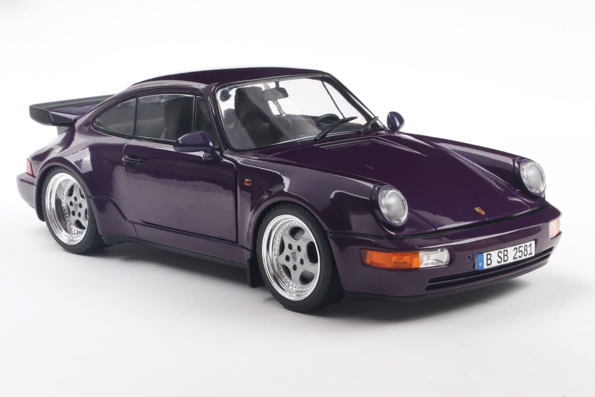 Solido Porsche 911 _964_ Turbo Violet Blue Metallic Standmodellauto im Massstab 1_18_
