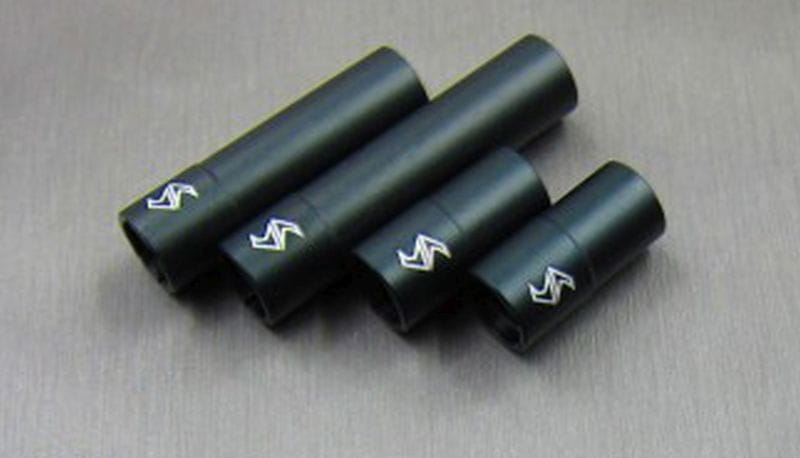 SAMIX Alu Antriebswellehülse 1 kurz/lang schwarz für Axial SCX10-2