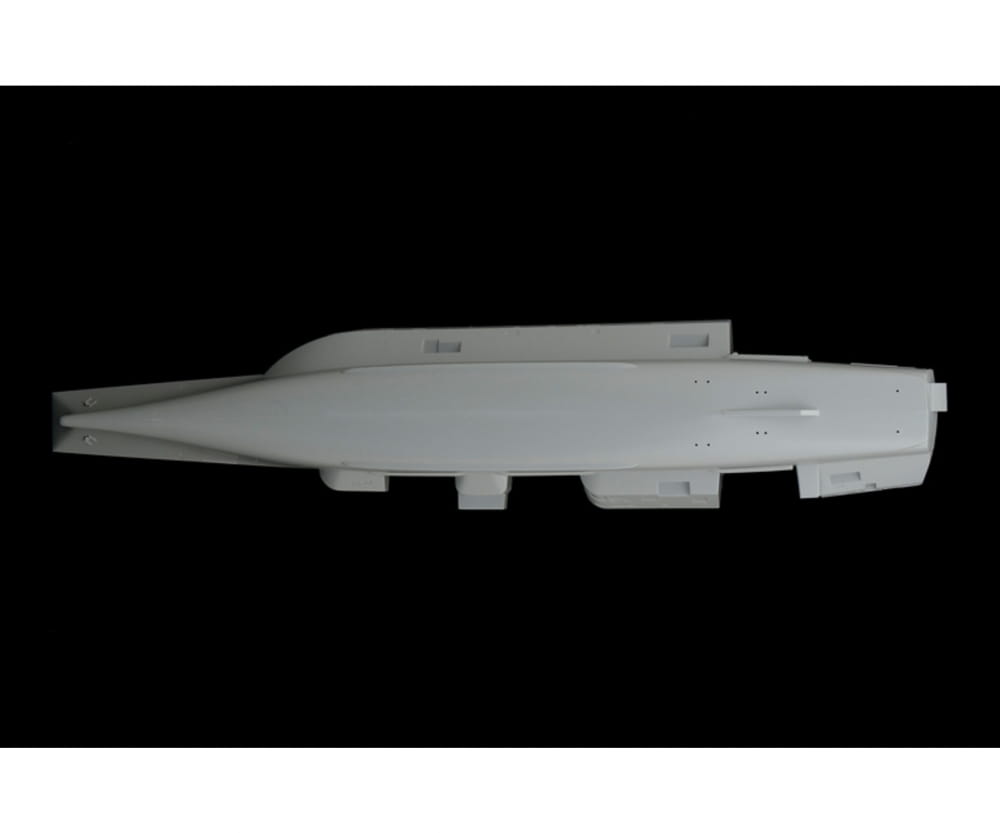 Italeri 1:720 U.S.S. George H.W. Bush CVN77