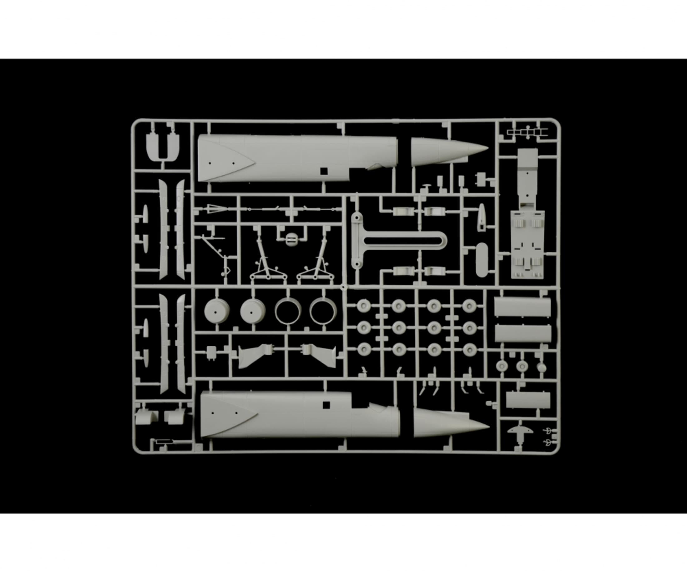 italeri-1-72-tu-22m2-backfire-b-plastik-modellbausatz