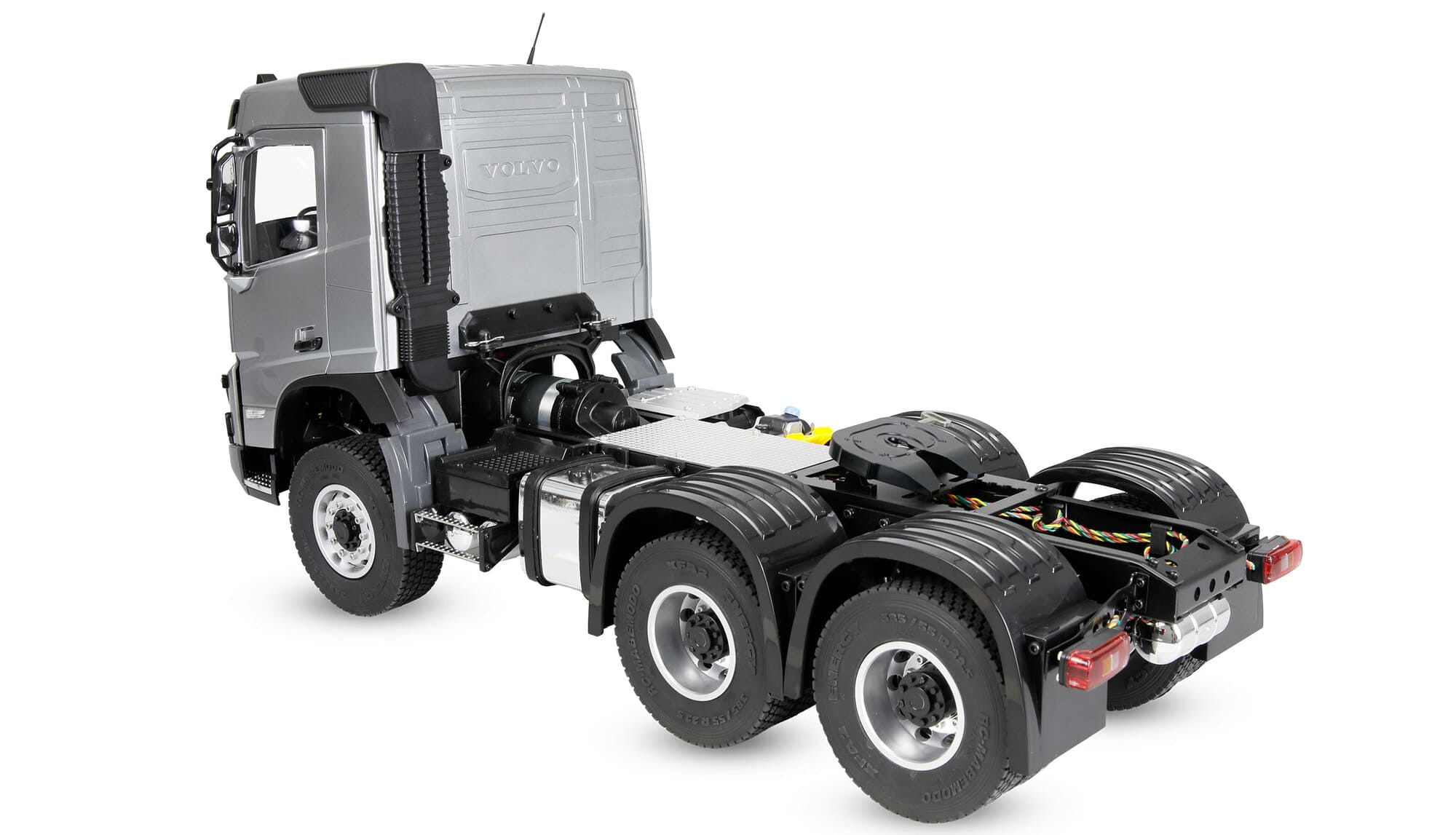 Amewi Volvo FMX E013 Zugmaschine 6x4 1_14 RTR silber
