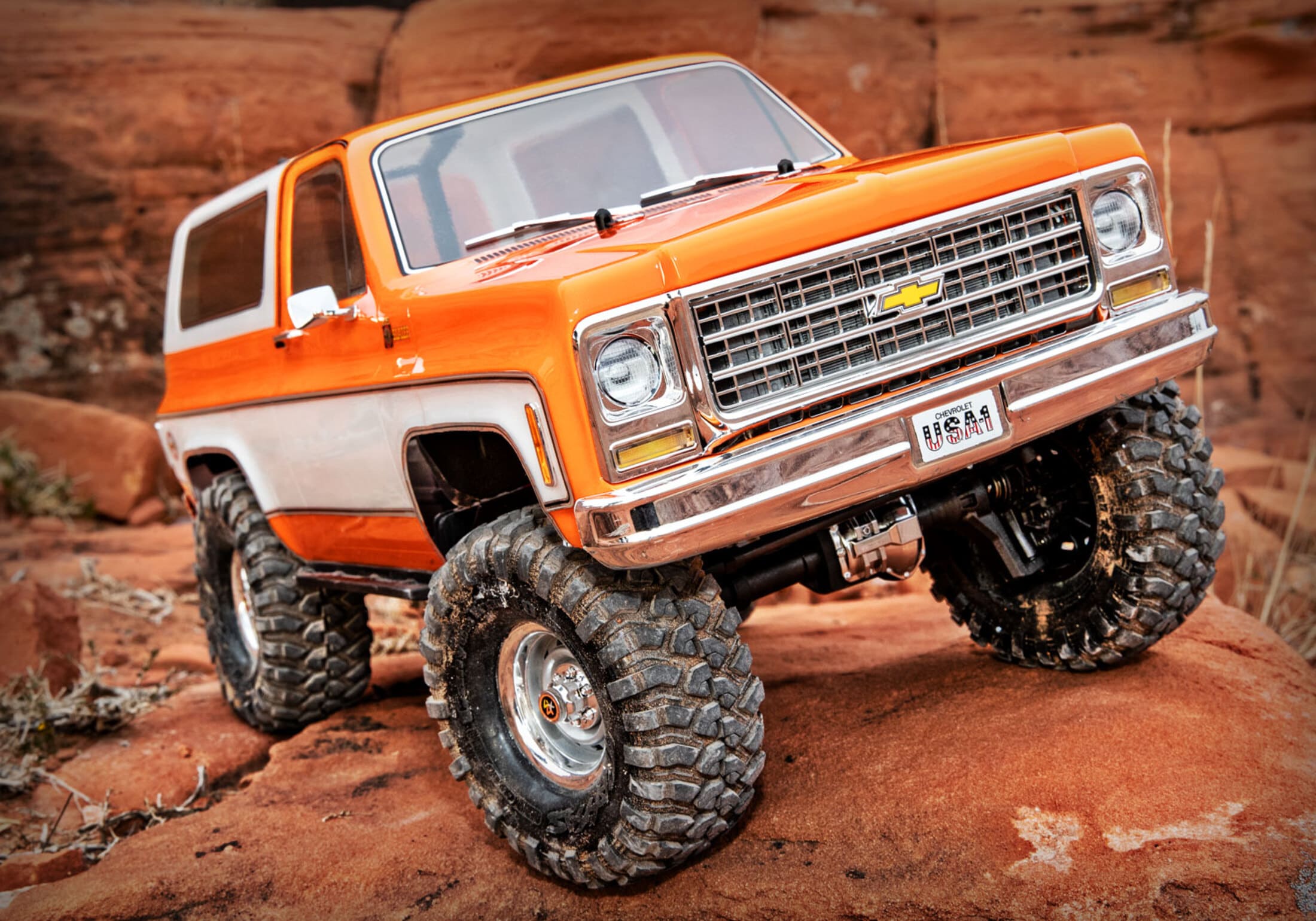 traxxas-trx-4-crawler-chevy-blaze-1979-clipless-rtr-orange