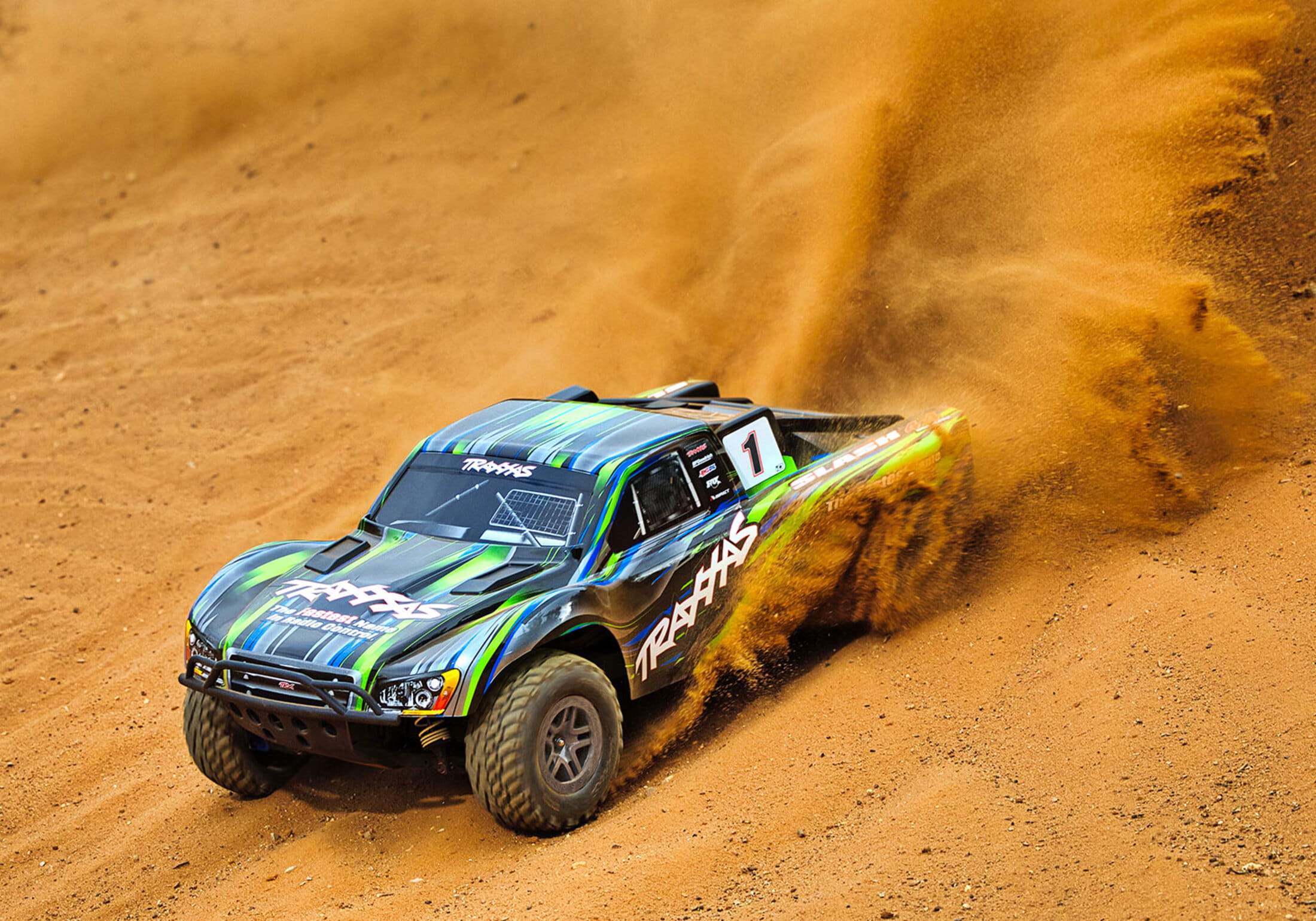 Traxxas RC Slash 4x4 Brushless 2S Short Course RTR grün 1:10 Traxxas RC Slash 4x4 Brushless 2S Short Course RTR grün 1:10