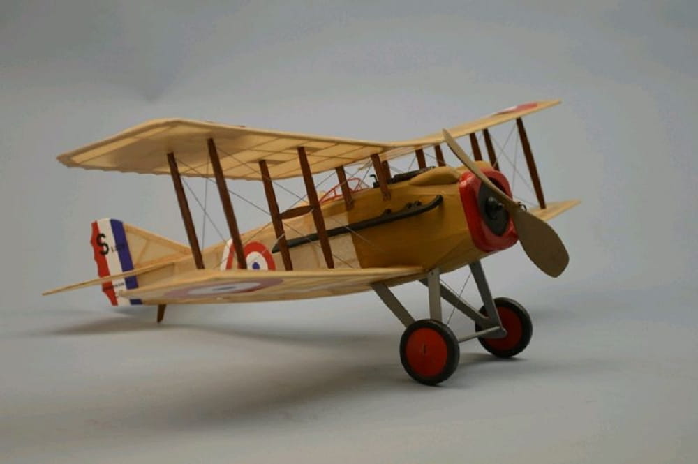 Dumas Aircraft Spad VII Balsabausatz - RC-Zubehoer