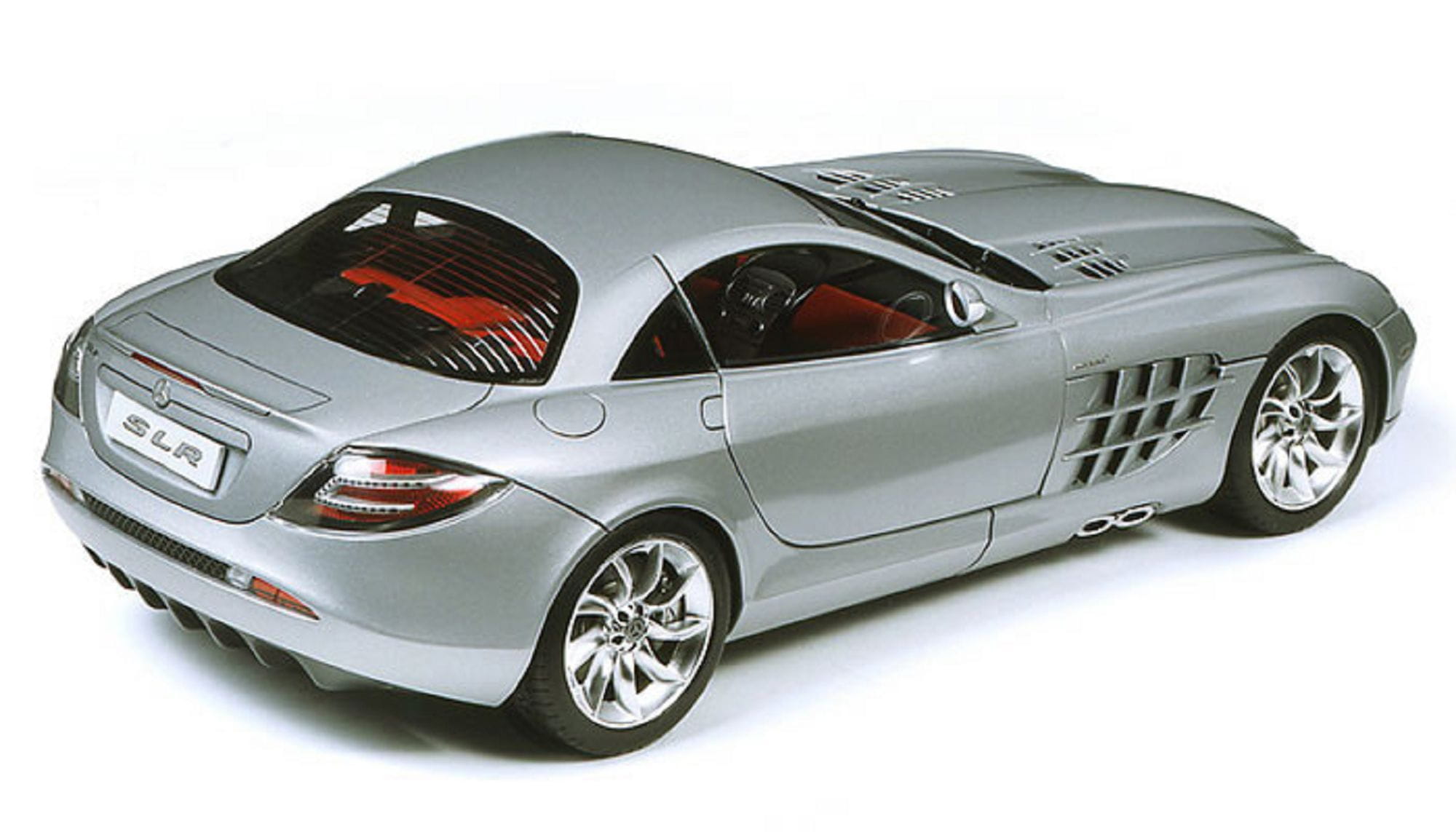 Tamiya Mercedes-Benz SLR McLaren Street 1:24 Platik Modellbau Auto Bausatz