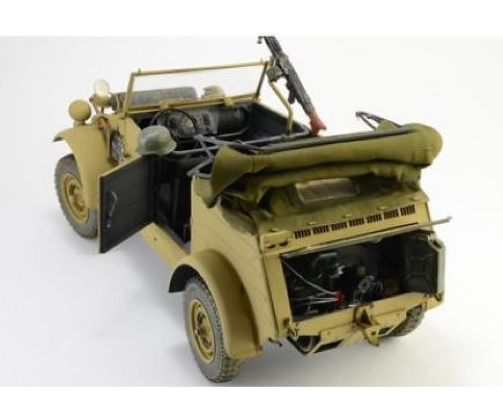 Italeri 1:9 KDF. 1 Typ 82 Kübelwagen