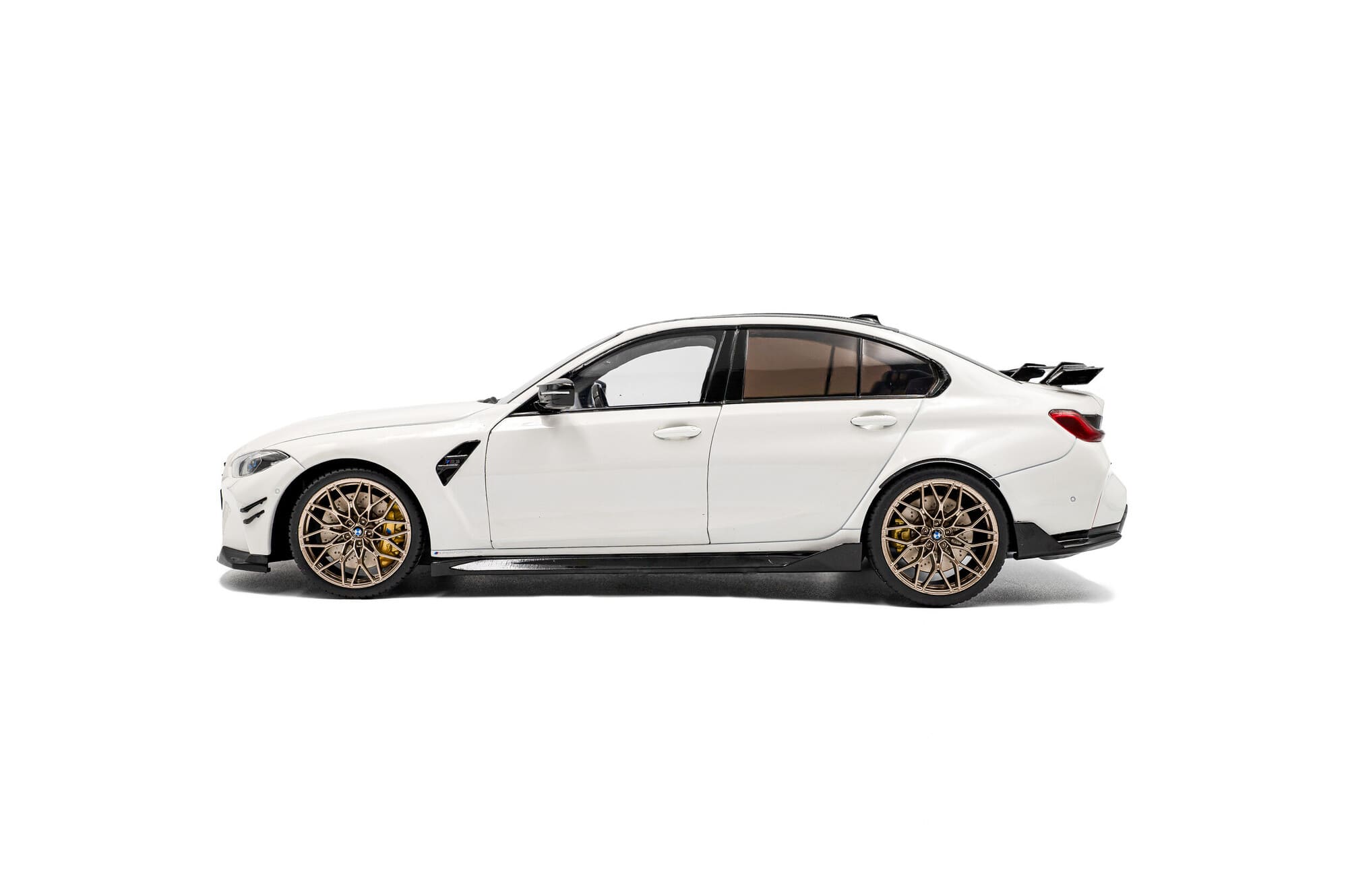 Solido BMW M3 G80 Performance Parts Alpineweiss Standmodellauto 1_18