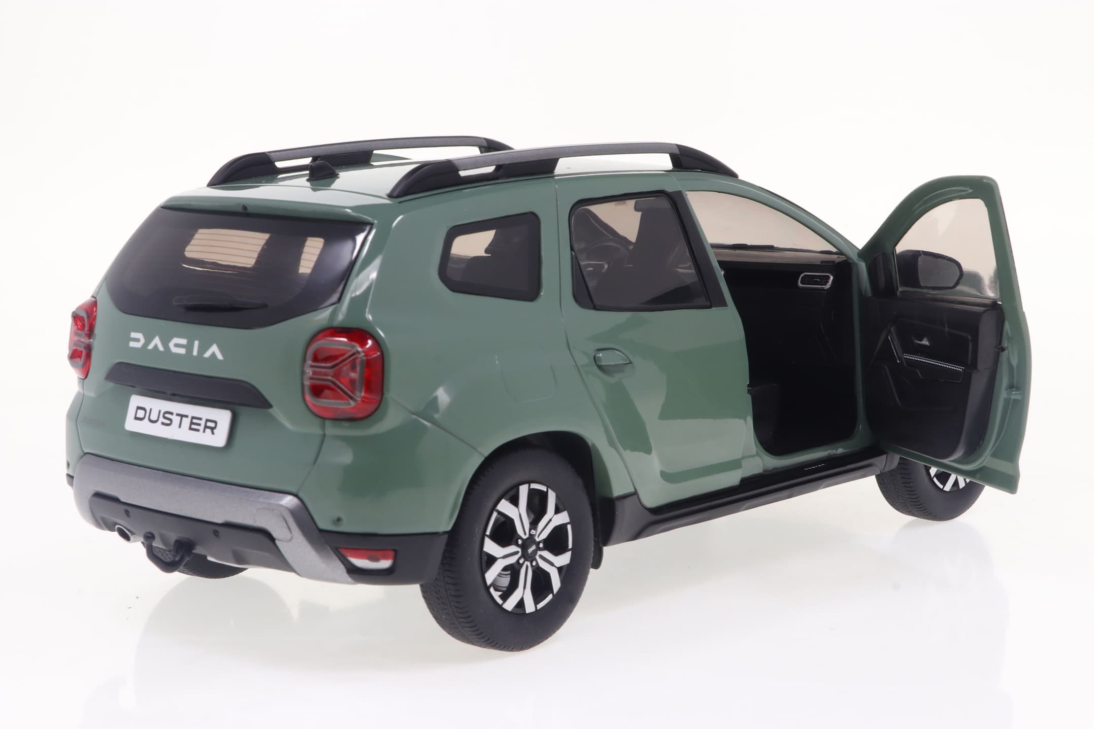 solido-1-18-dacia-duster-ph3-2023-gruen