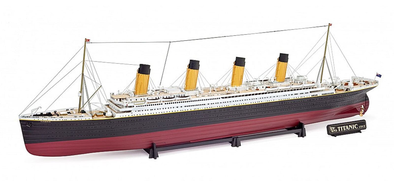 AMATI RMS Titanic 2025 Bausatz 1_250 Holzmodell