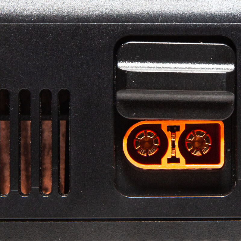 Spektrum S1400 G2 Ladegeraet mit IC3 IC5 Anschluessen