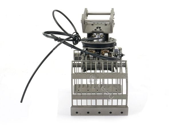 Lesu Sortiergreifer mit Hydraulik aus V2A fuer 74t Bagger - RC-Zubehoer