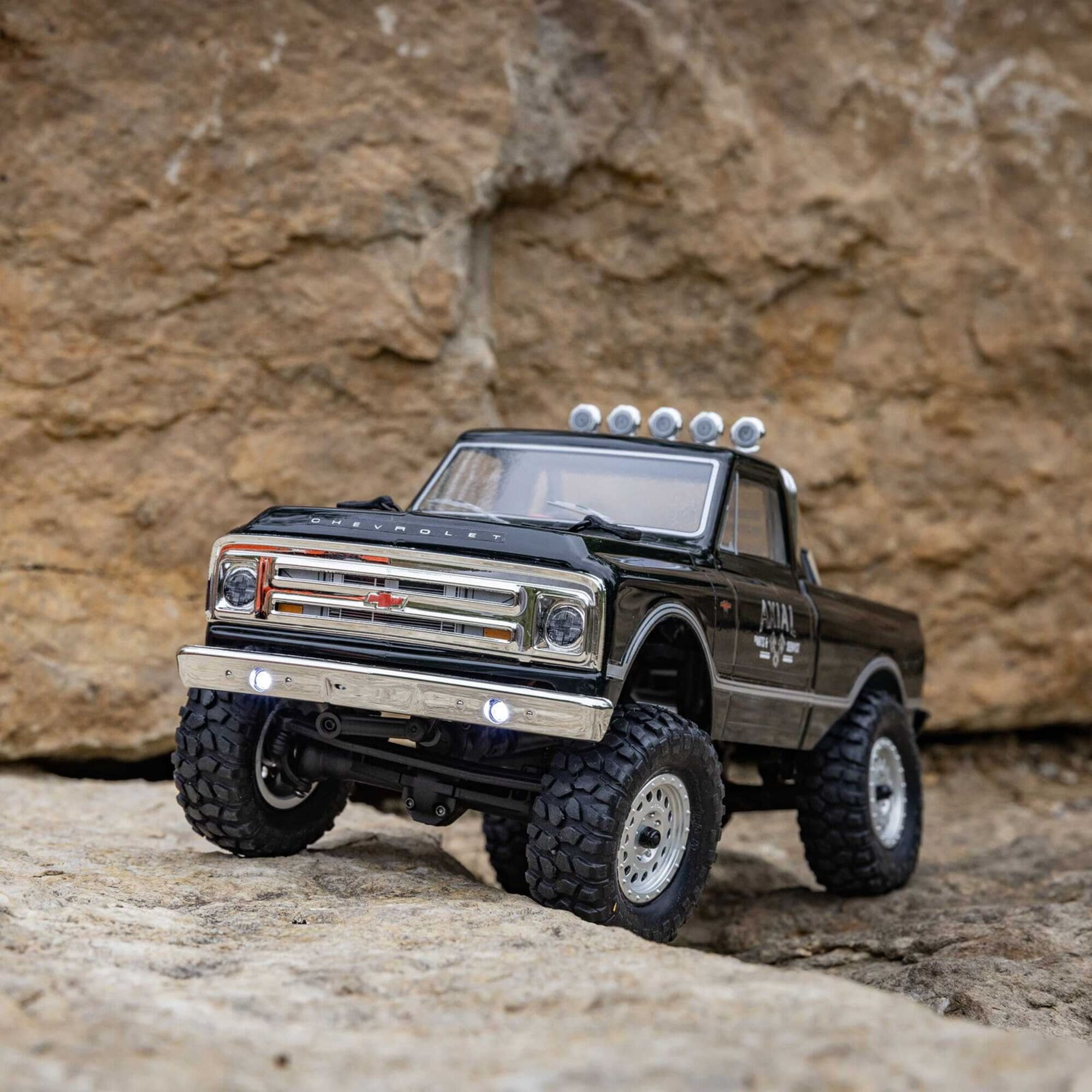 Axial RC Elektro Crawler SCX24 1967 Chevrolet C10 V2 RTR Schwarz 1-24 Axial RC Crawler SCX24 1967 Chevrolet C10 V2 RTR Schwarz