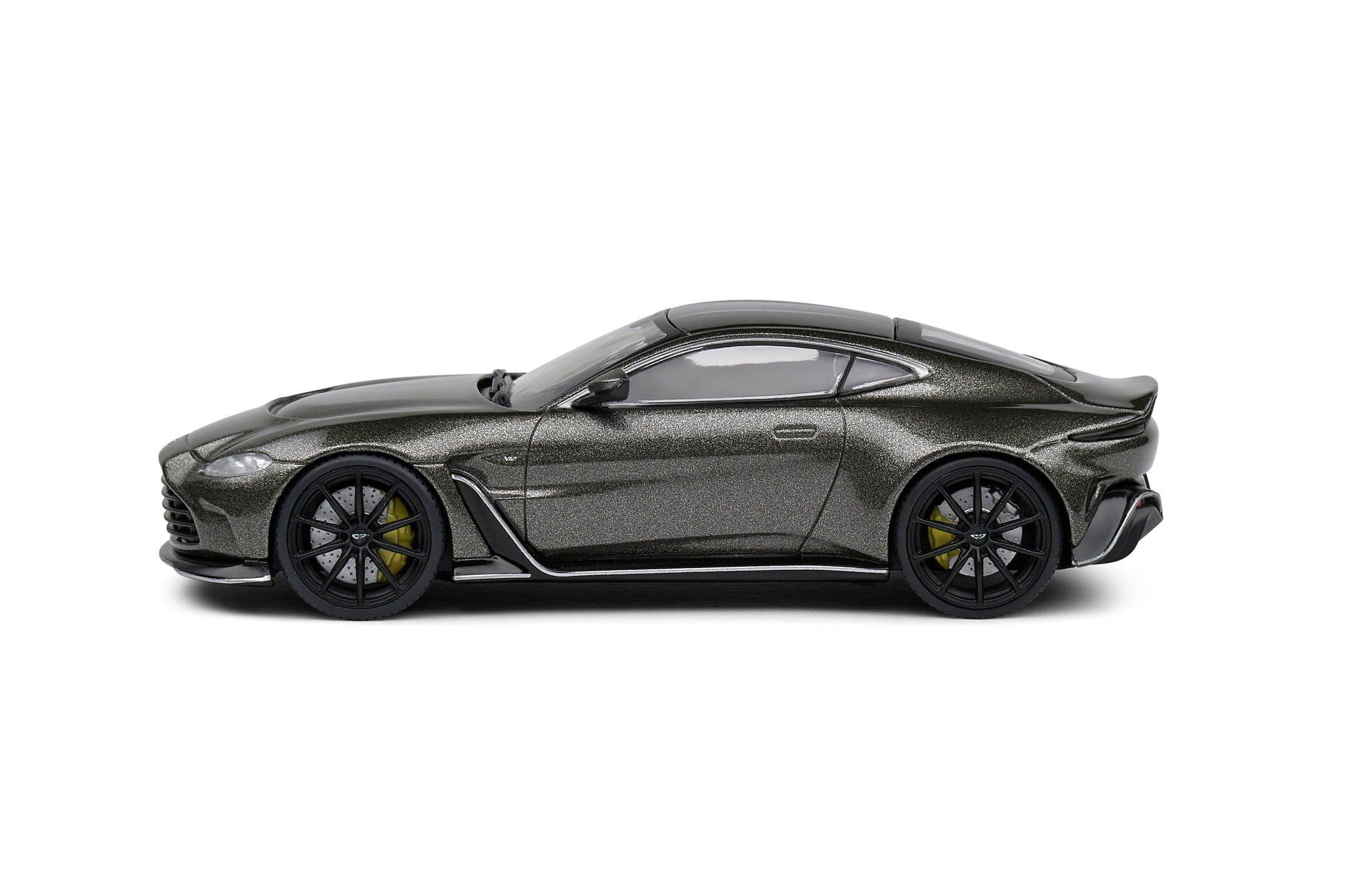 Aston Martin Vantage V12 1_43 Modellauto in Cumberland Grey von Solido