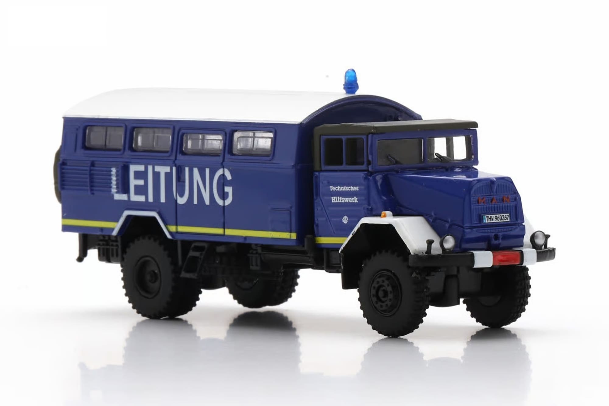 Schuco MAN 630 L21AE THW Leitung Modell 1_87