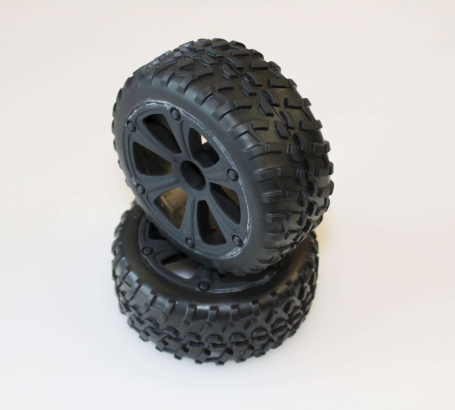 Drive _ Fly Models Reifen hinten _2_ Crusher Truck - RC-Zubehoer