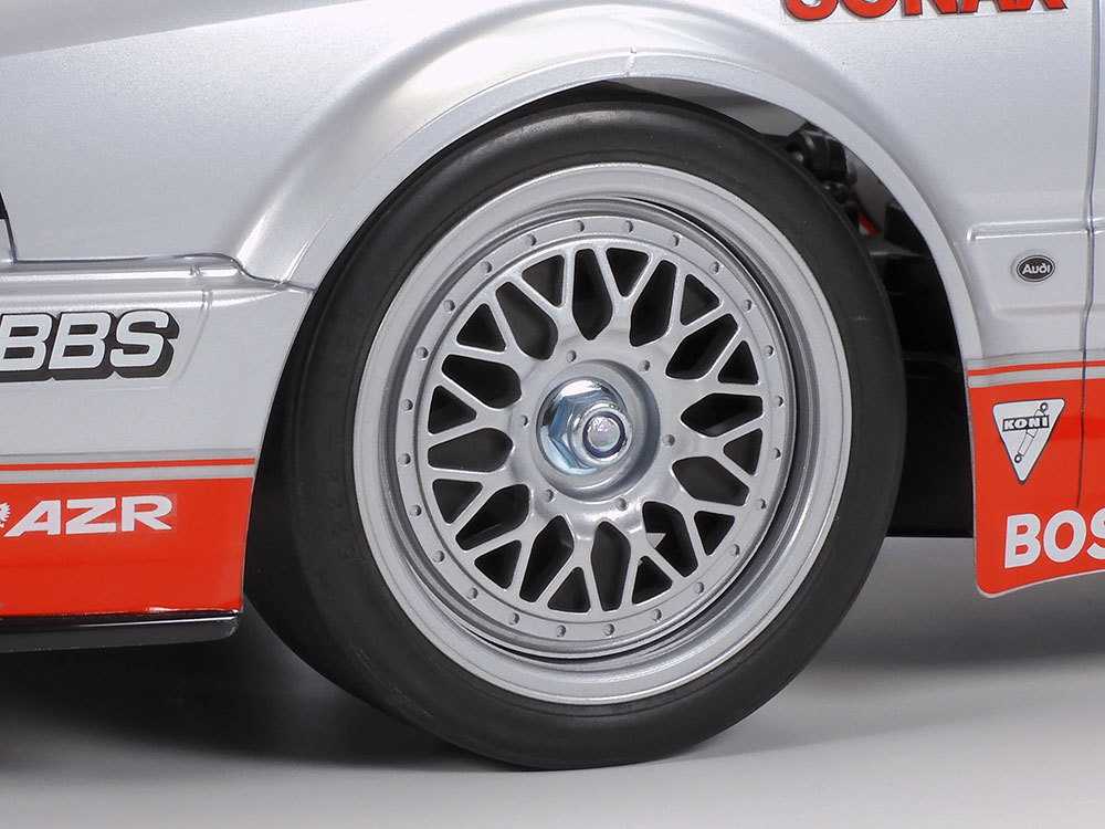 Tamiya Porsche 911 RSR , Audi V8 2-teilige Felgen silber 26mm, Schrauben