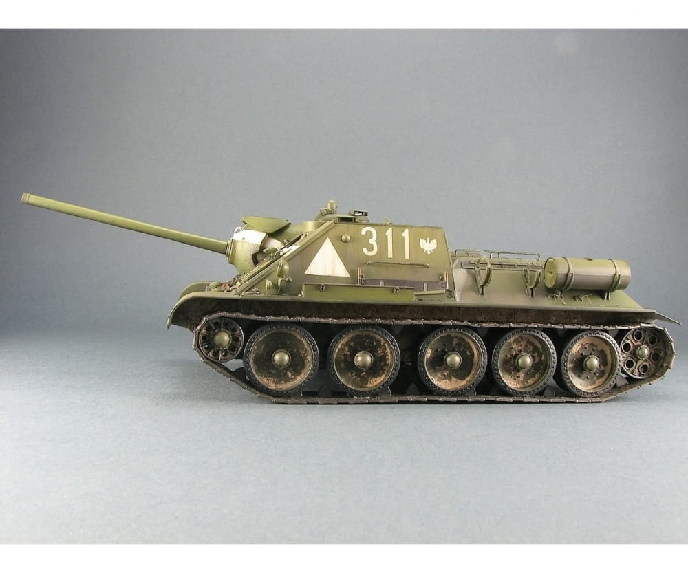 Plastikmodellbau von Miniart 1-35 su 85 mod 1944 frue prod inter