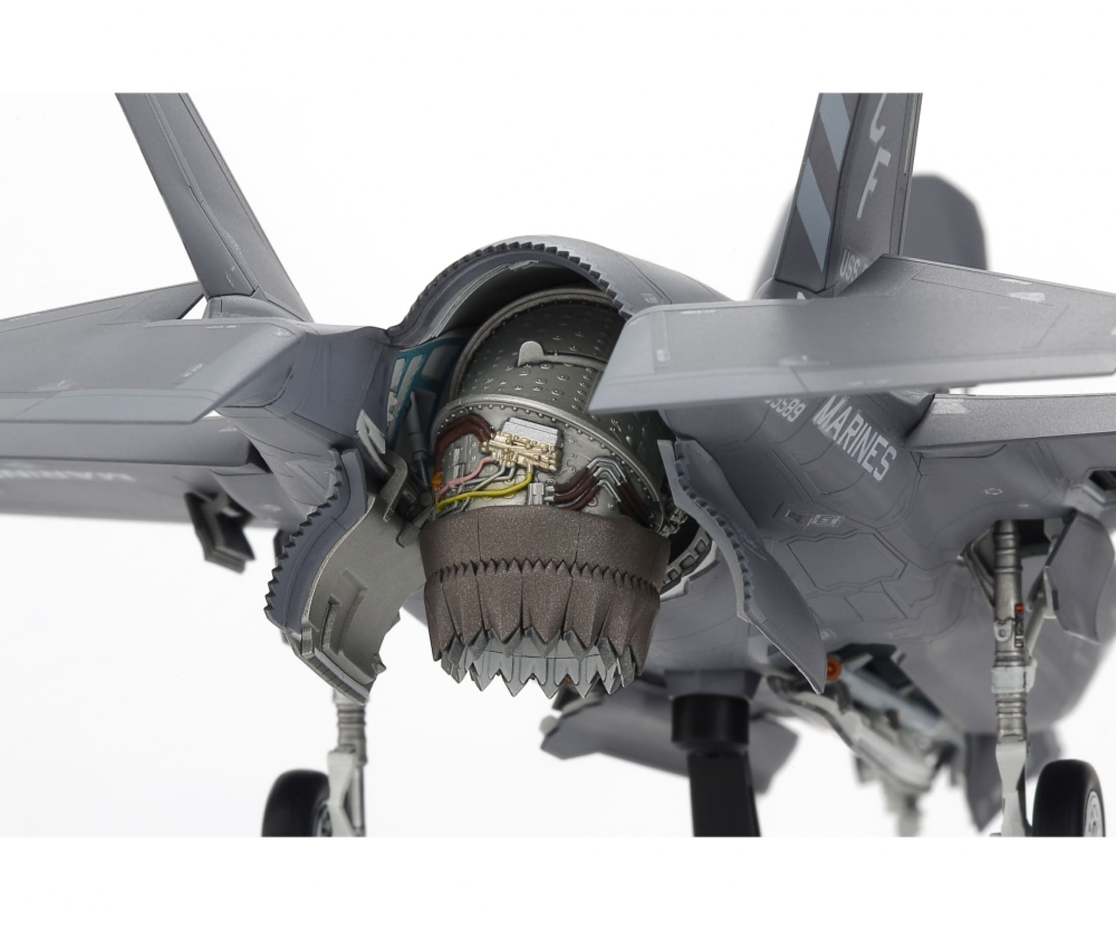 tamiya-1-72-f-35b-lightning-ii-plastik-modellbausatz