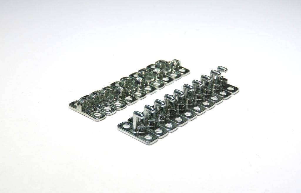 Thicon Scharnier aus Messing vernickelt fuer JXModel Pritschen 10St. - RC-Zubehoer