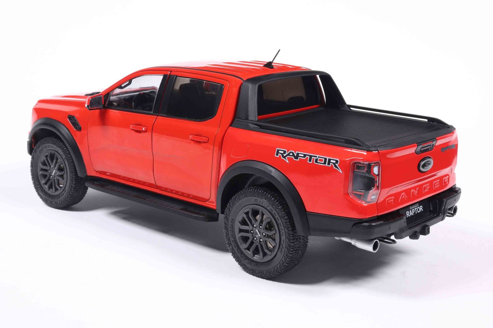 Solido Ford Ranger Raptor 2024 orange Modellauto 1_18