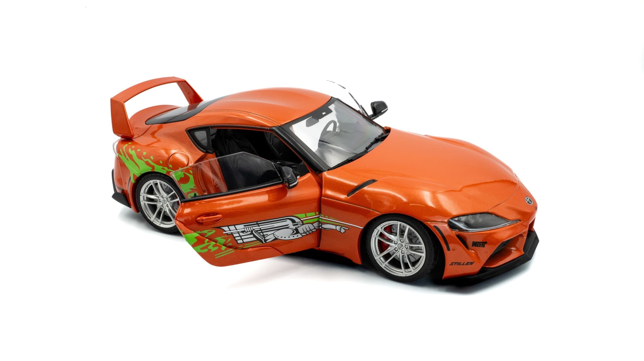 Toyota GR Supra Tribute 1_18 Modellauto in orange - Detailgetreue Nachbildung