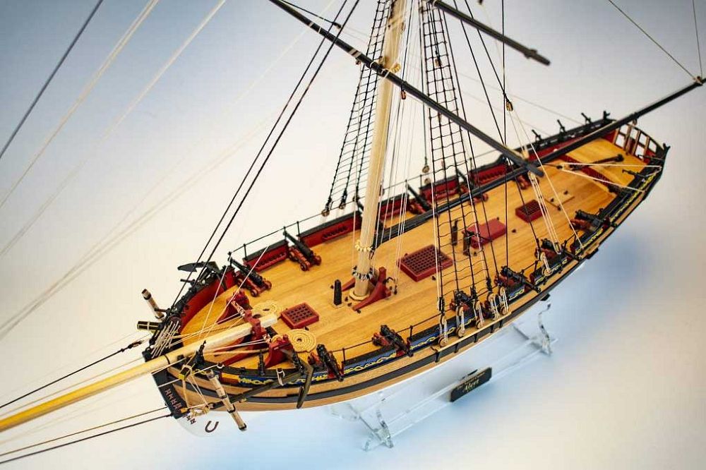 H_M. Cutter Alert 1777 Modellbausatz 1_64