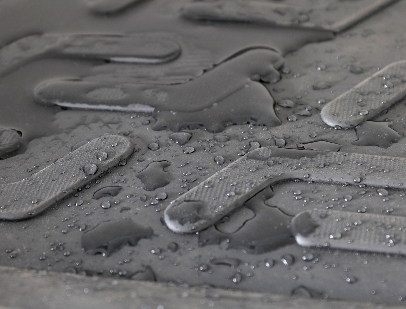 TPE Kofferraumwanne für VW Passat B8 Variant, Mod. Bj. 2014- TPE Kofferraumwanne für VW Passat B8 Variant, Mod. Bj. 2014-