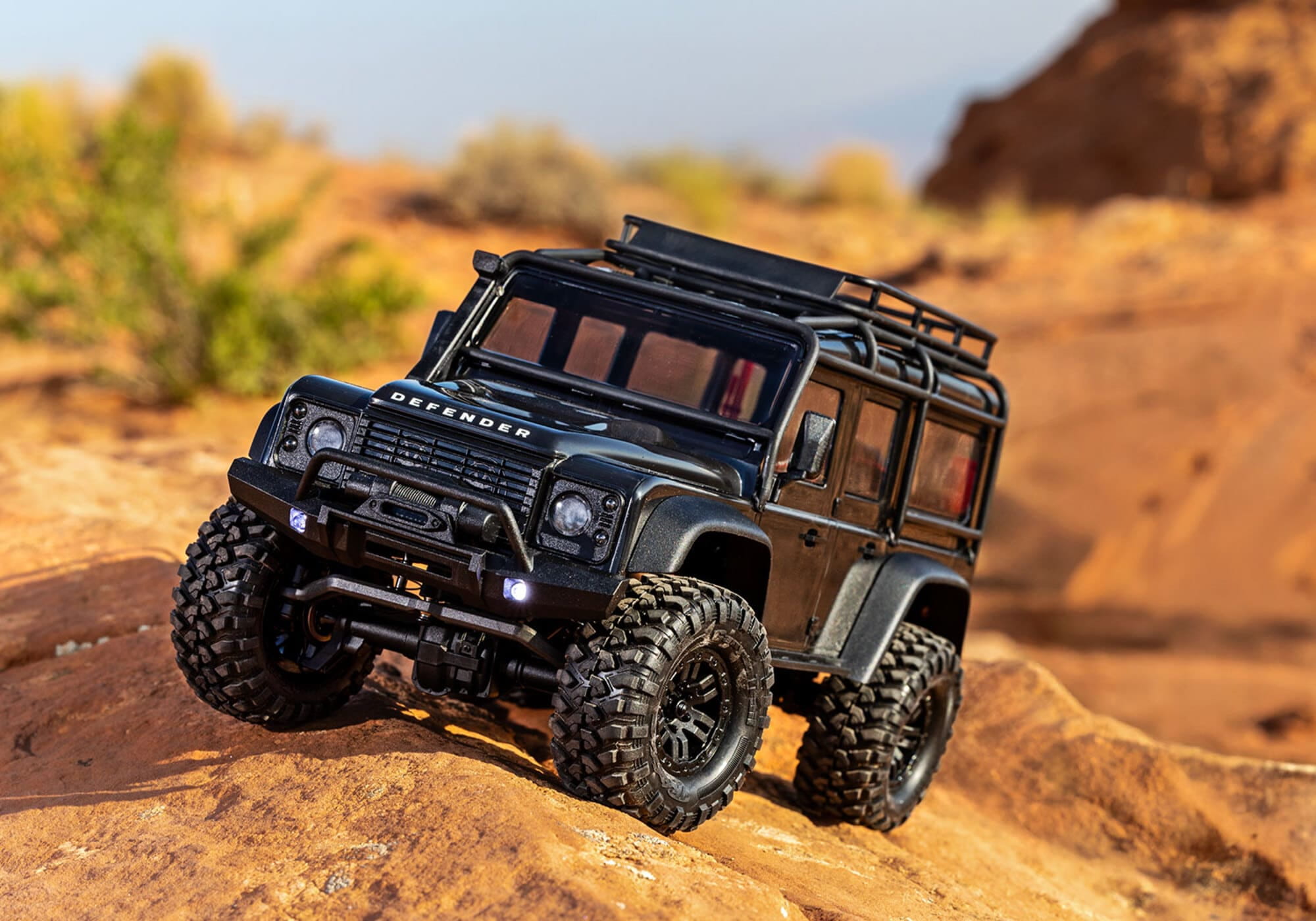 Traxxas TRX-4M LR Defender 4x4 schwarz 1_18 Crawler RTR fuer RC Modelle
