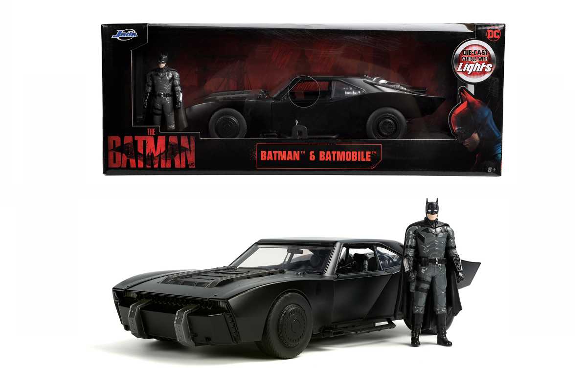 Jada Batman Batmobile 2022, 1:18 Modellauto mit Beleuchtung, Figur
