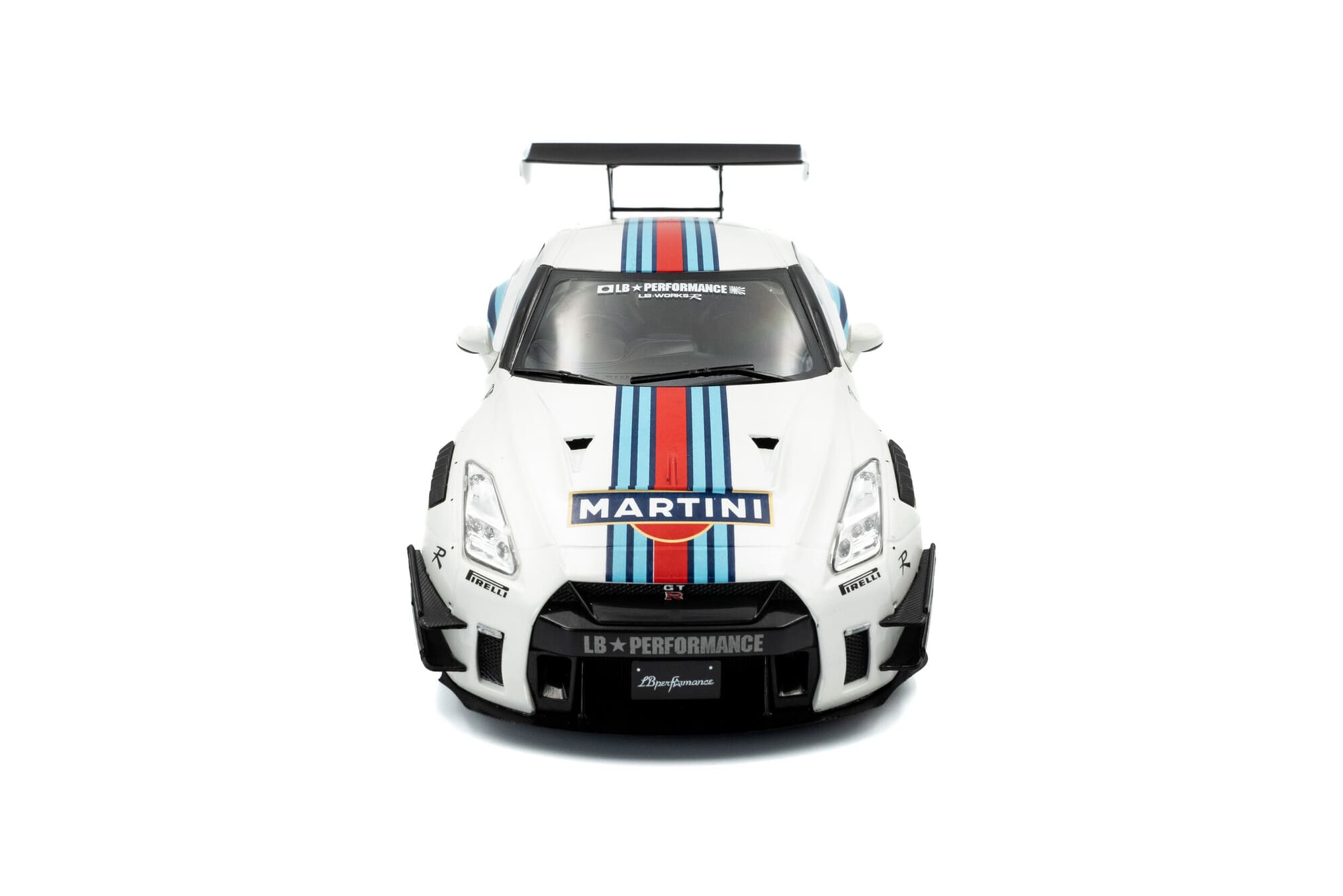 Solido Nissan GT-R R35 Liberty Walk Martini 1_18 Standmodell
