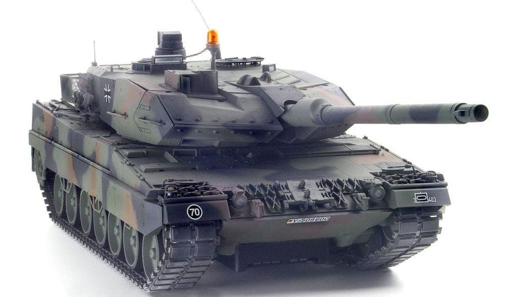 Tamiya RC Panzer Leopard 2A6 Full Option 1:16 Bausatz Tamiya RC Panzer Leopard 2A6 Full Option 1:16 Bausatz