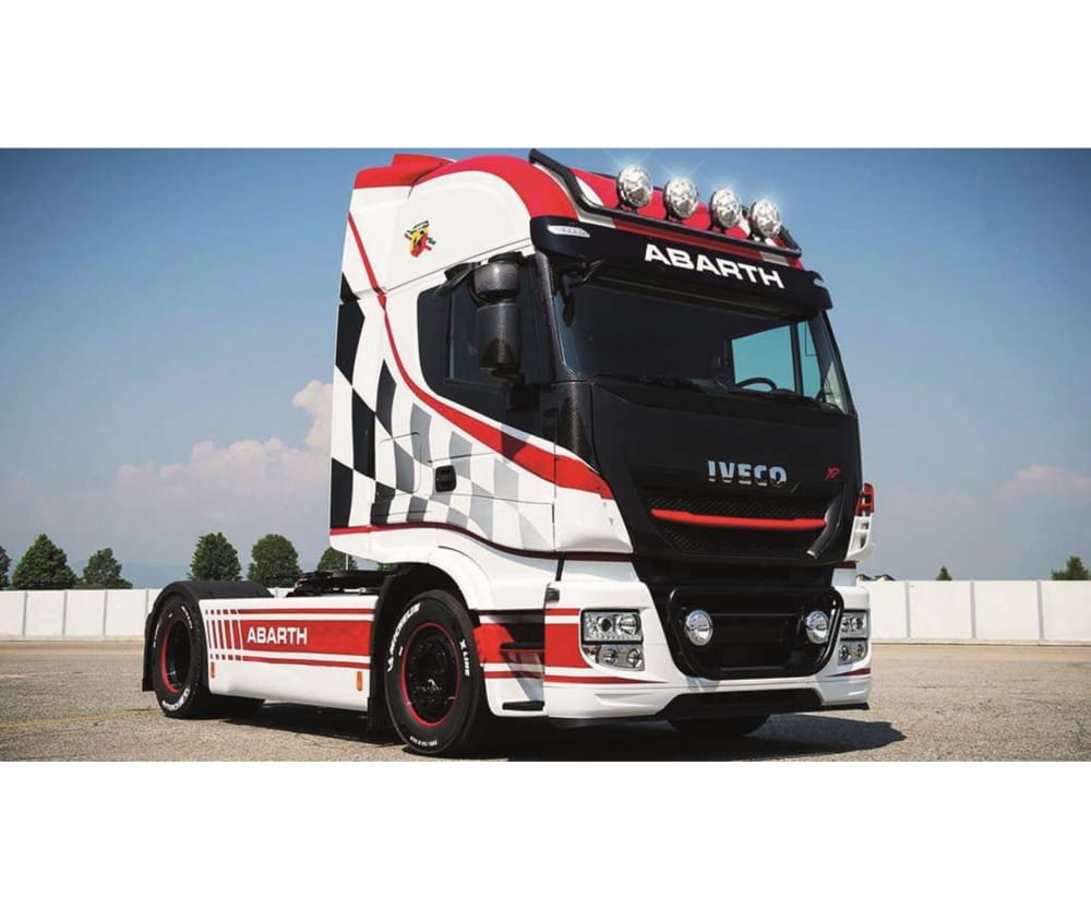 Italeri 1:24 Iveco HI-WY E5 "Abarth"