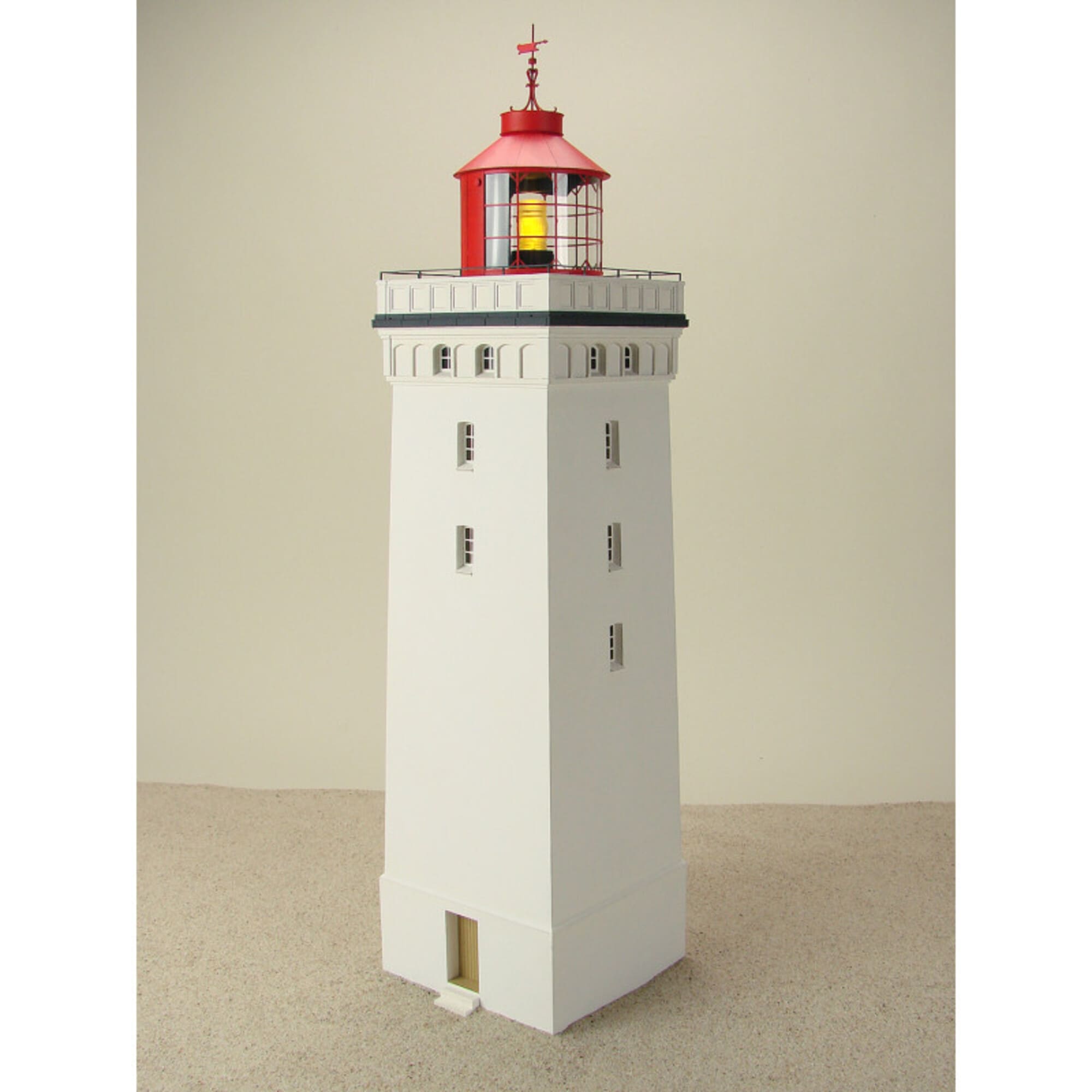 Leuchtturm Rubjerg Knude Kartonbausatz 1_72 mit LED-Beleuchtung